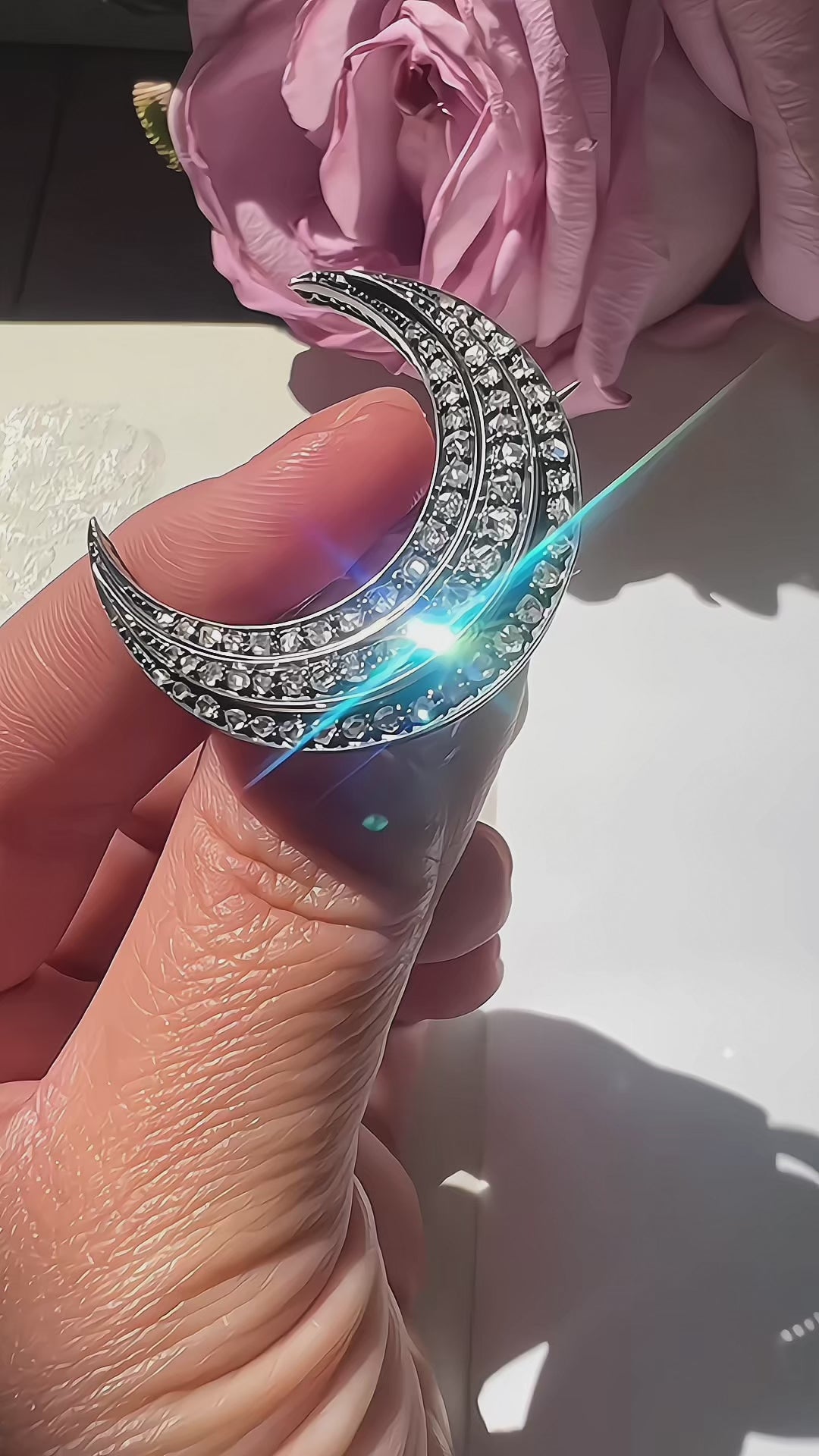 Victorian 18K Gold Rose-Cut Diamond Crescent Moon Brooch 