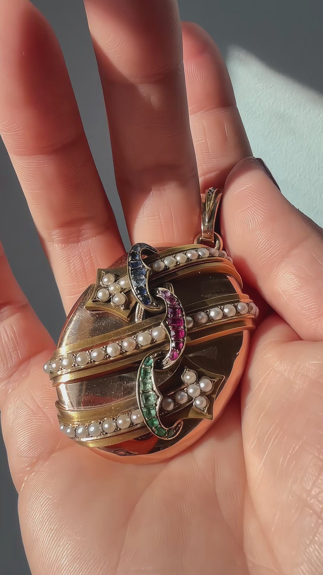 Victorian large 18K gold gemstone arrow locket pendant