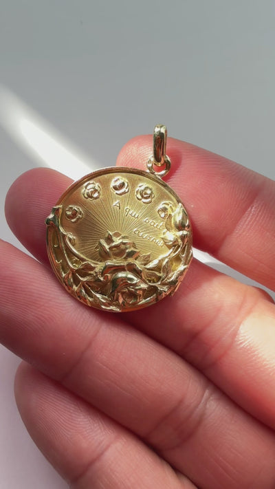Antique 18K gold rose flower pendant “To those who know how to love”