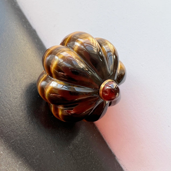 Lovely 18K gold Tiger’s Eye and garnet pumpkin pendant