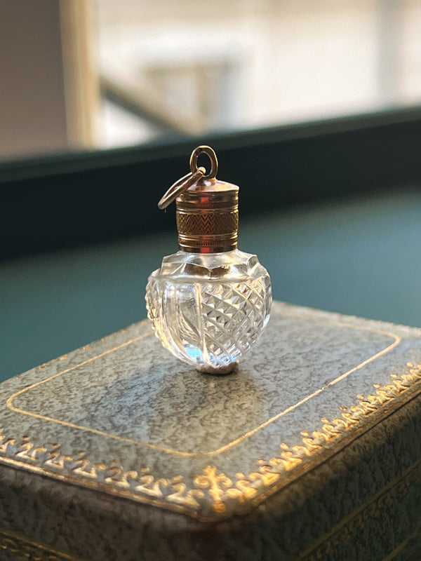 Very sweet French 19th century 18k gold perfume bottle pendant