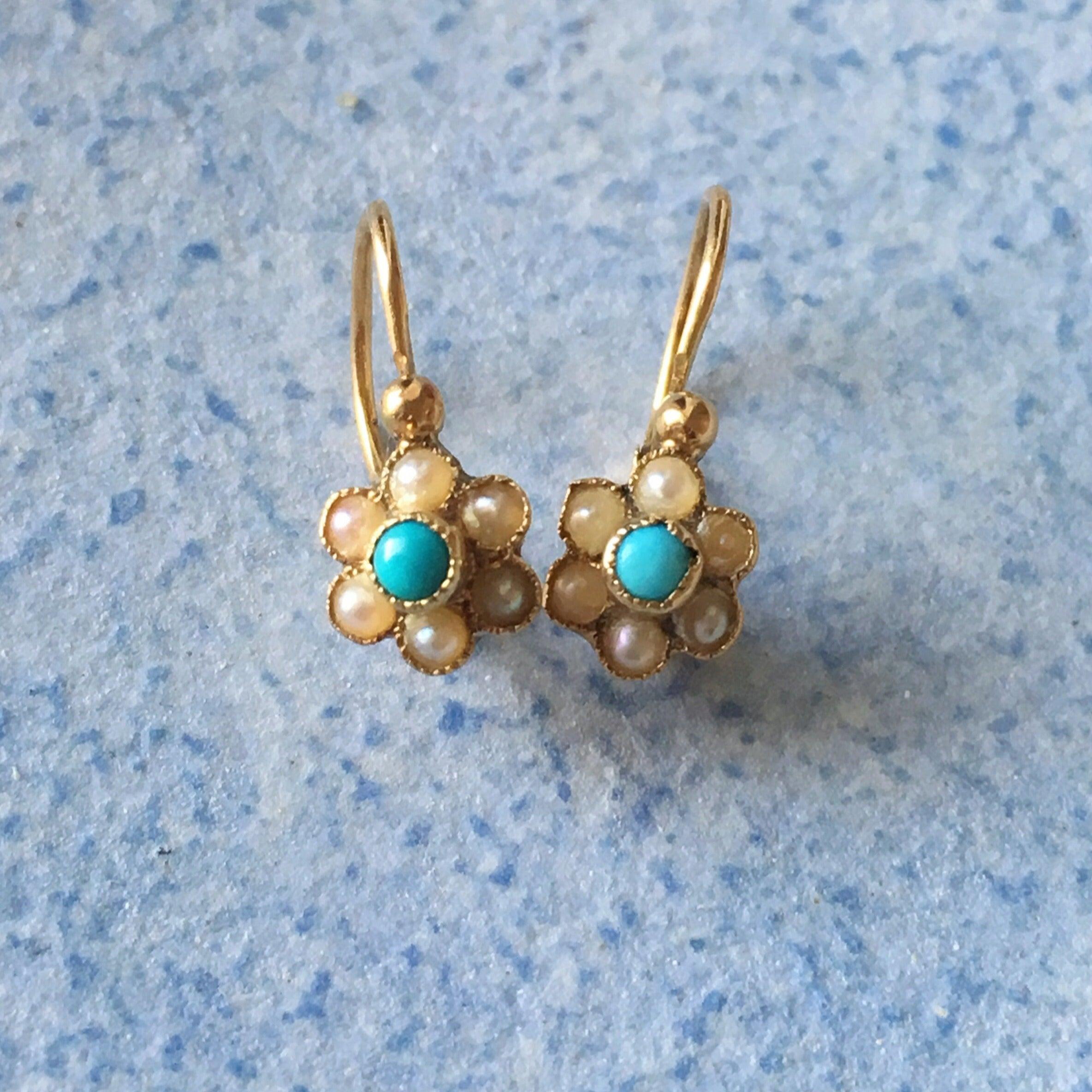 Very sweet Victorian 18K gold turquoise pearl flower children sleeper earrings - Curiously timeless