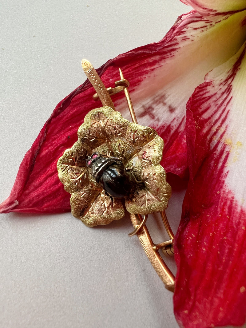 Victorian era 18K gold garnet ladybug brooch