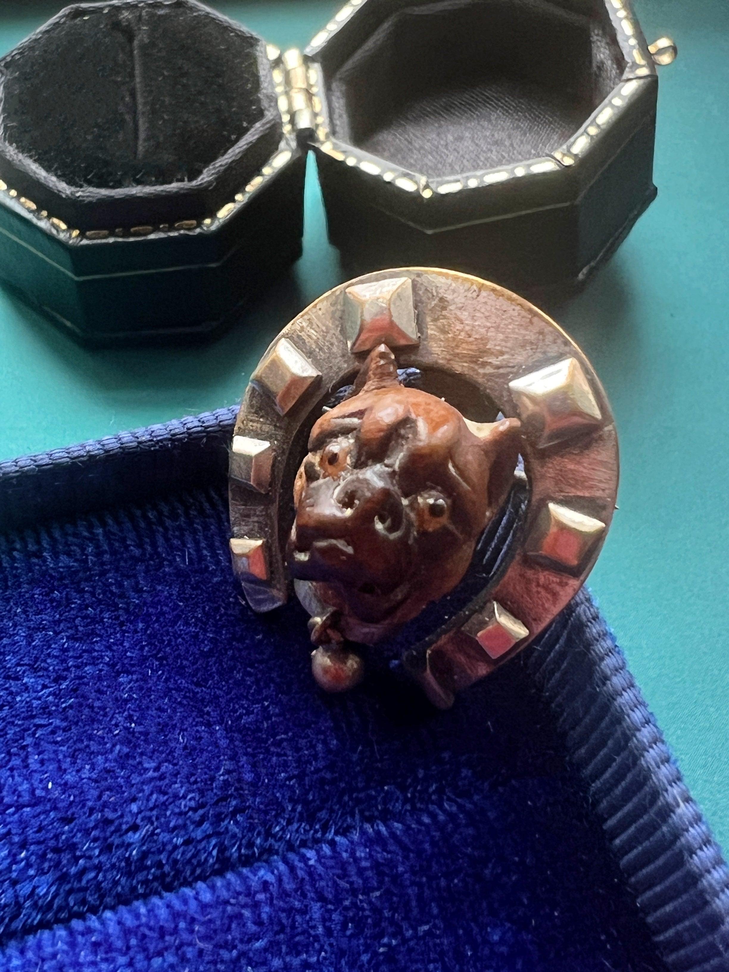 Antique bulldog good luck horseshoe brooch - Curiously timeless