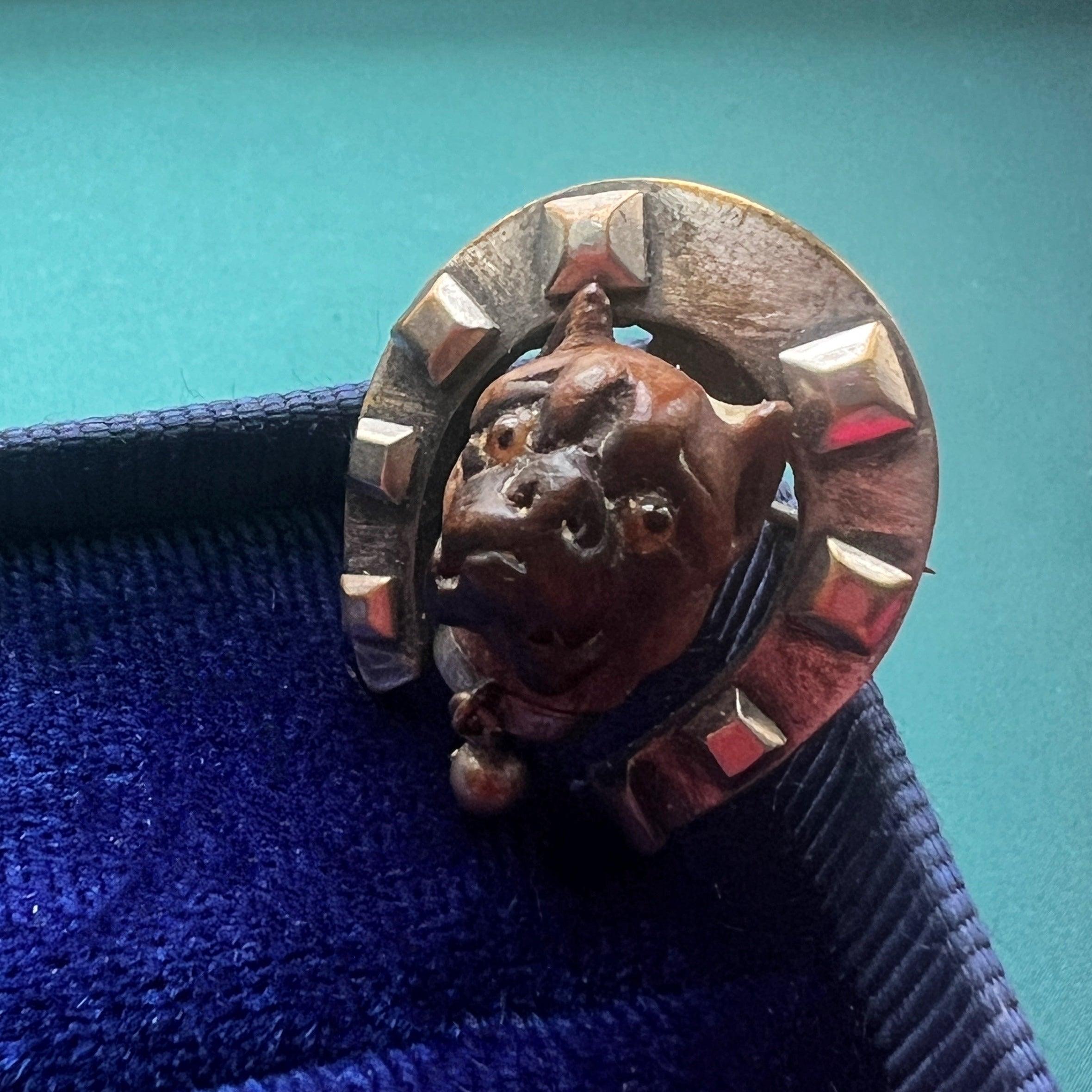 Antique bulldog good luck horseshoe brooch - Curiously timeless