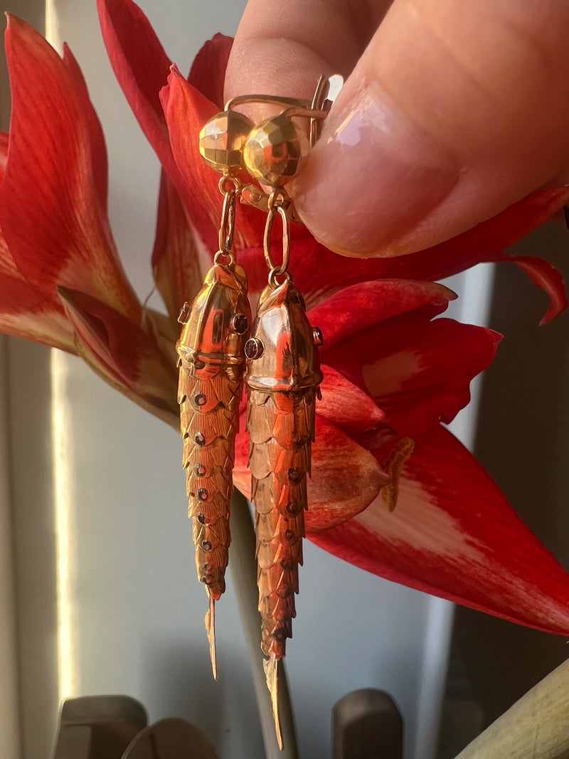 18K yellow gold articulated carp fish earrings