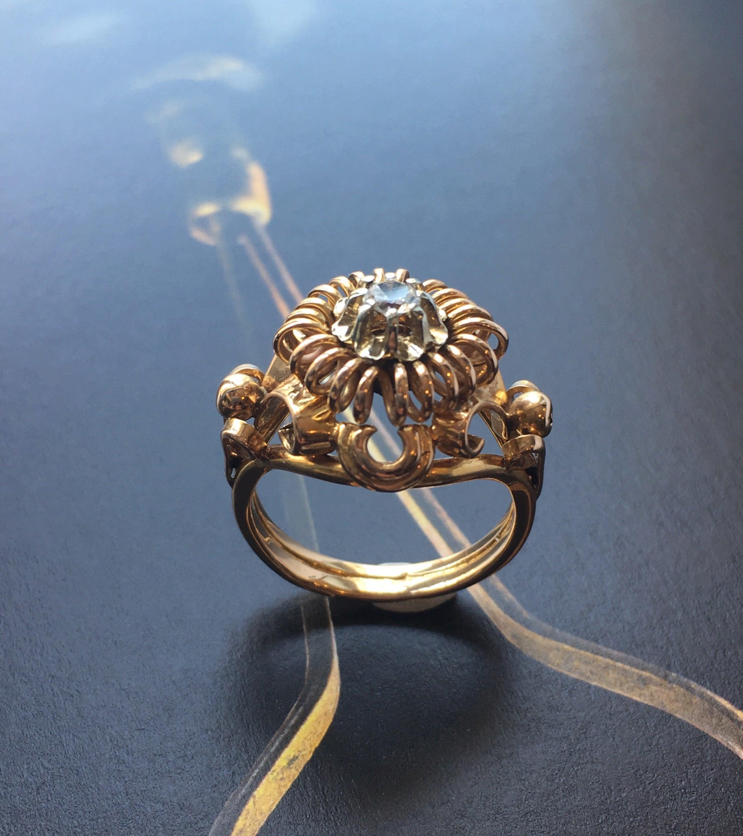 Retro 18K gold sapphire retro dome Cocktail ring - Curiously timeless