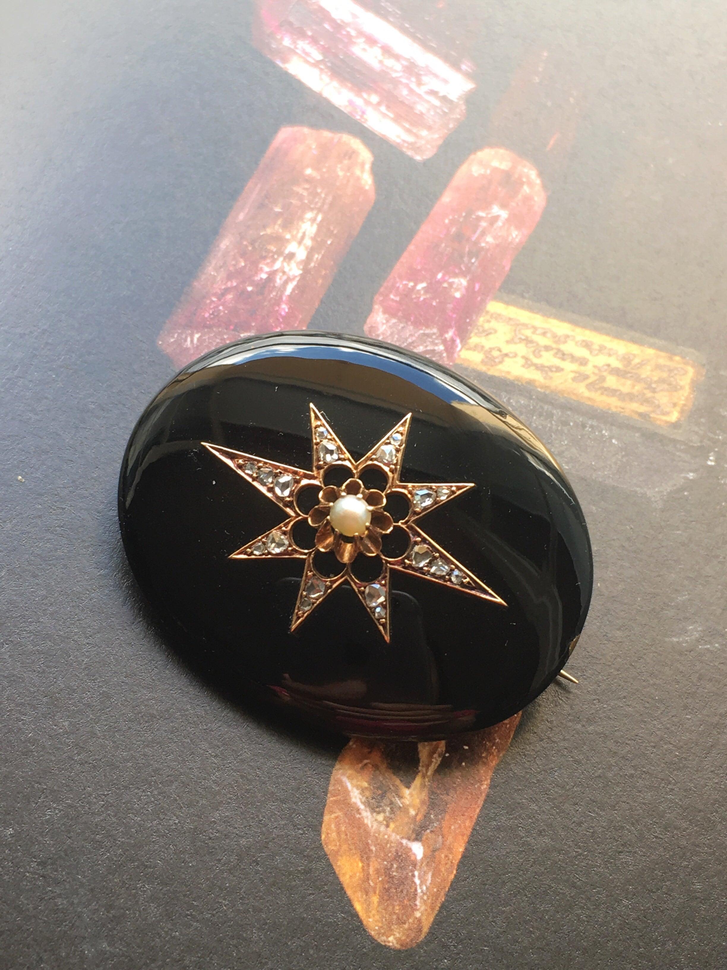 Elegant Victorian era gold diamond pearl onyx star locket brooch - Curiously timeless