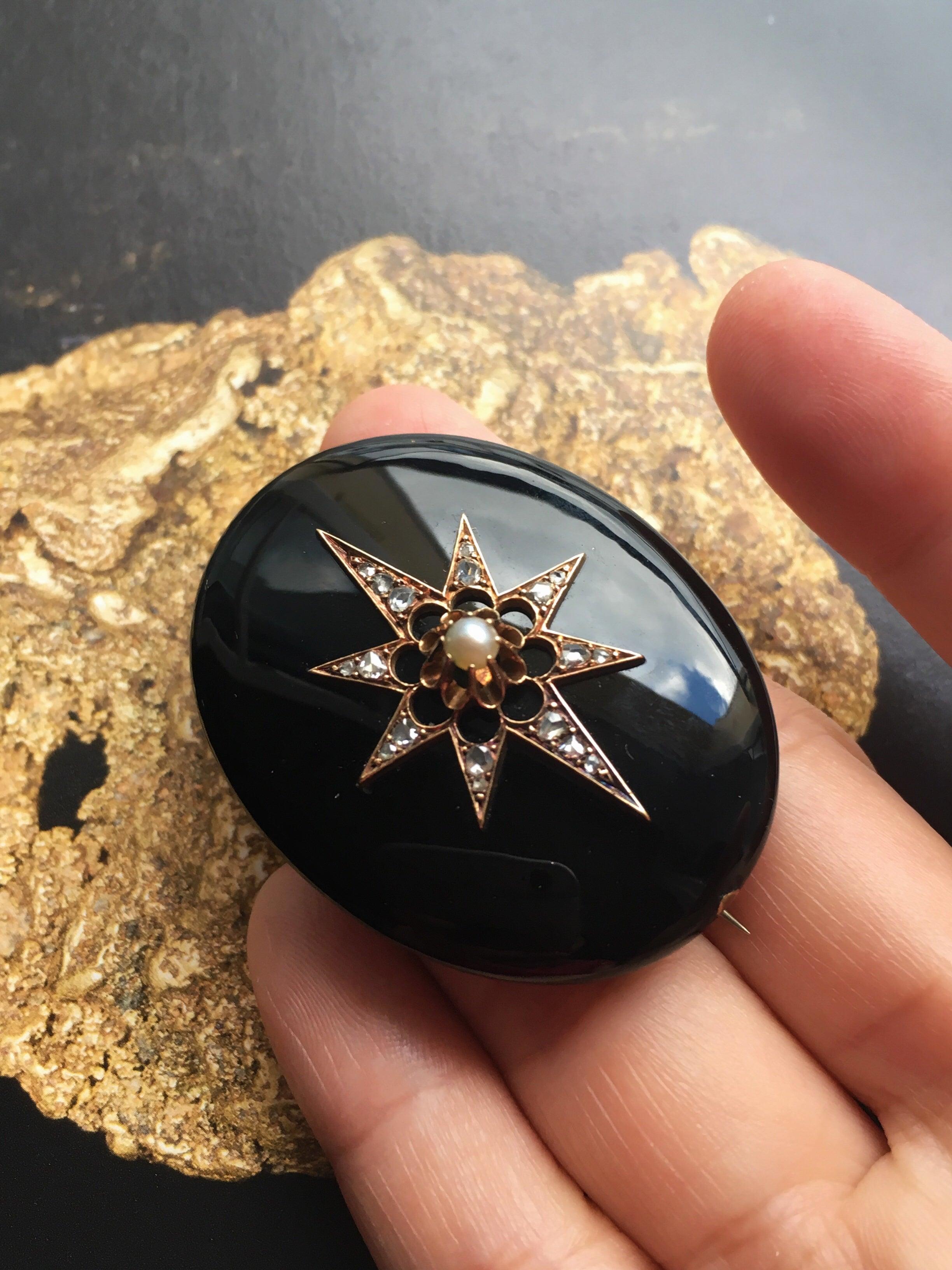 Elegant Victorian era gold diamond pearl onyx star locket brooch - Curiously timeless