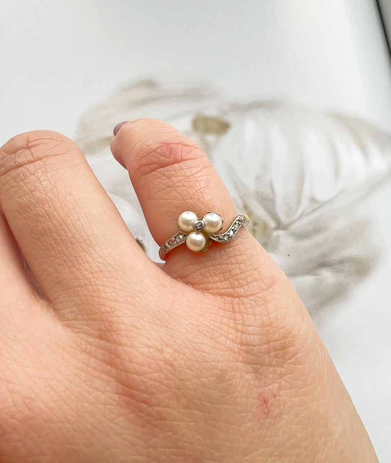 Victorian era 18K gold pearl diamond clover ring