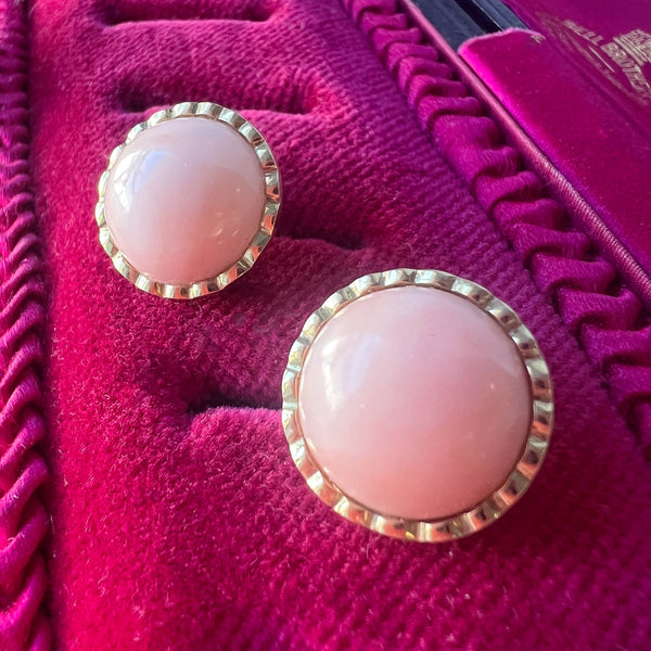 Vintage 18K gold pink coral button clip earrings