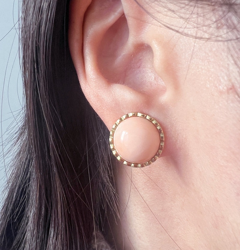 Vintage 18K gold pink coral button clip earrings