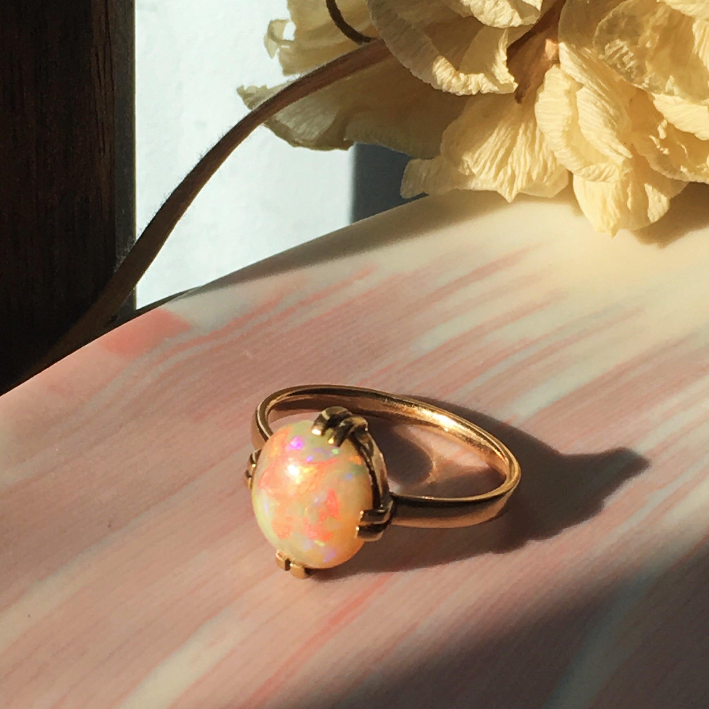 Magic rainbow 14k yellow gold opal cabochon solitaire ring - Curiously timeless