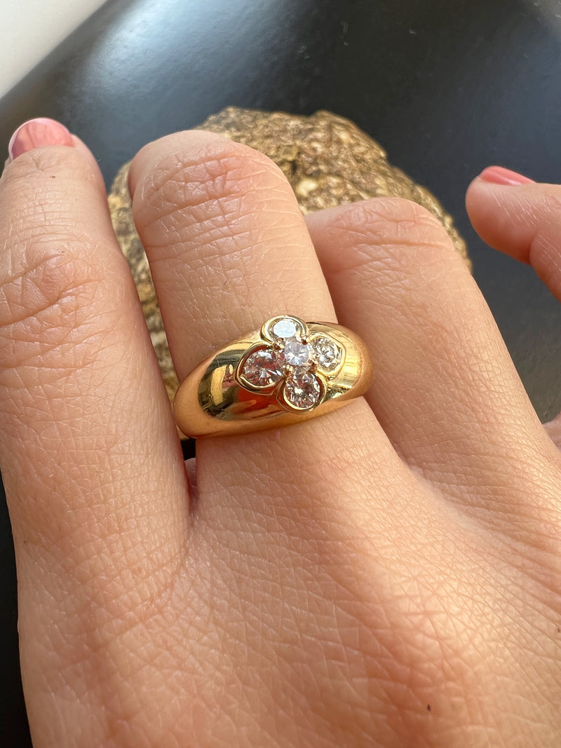 French Vintage 18K gold diamond clover ring