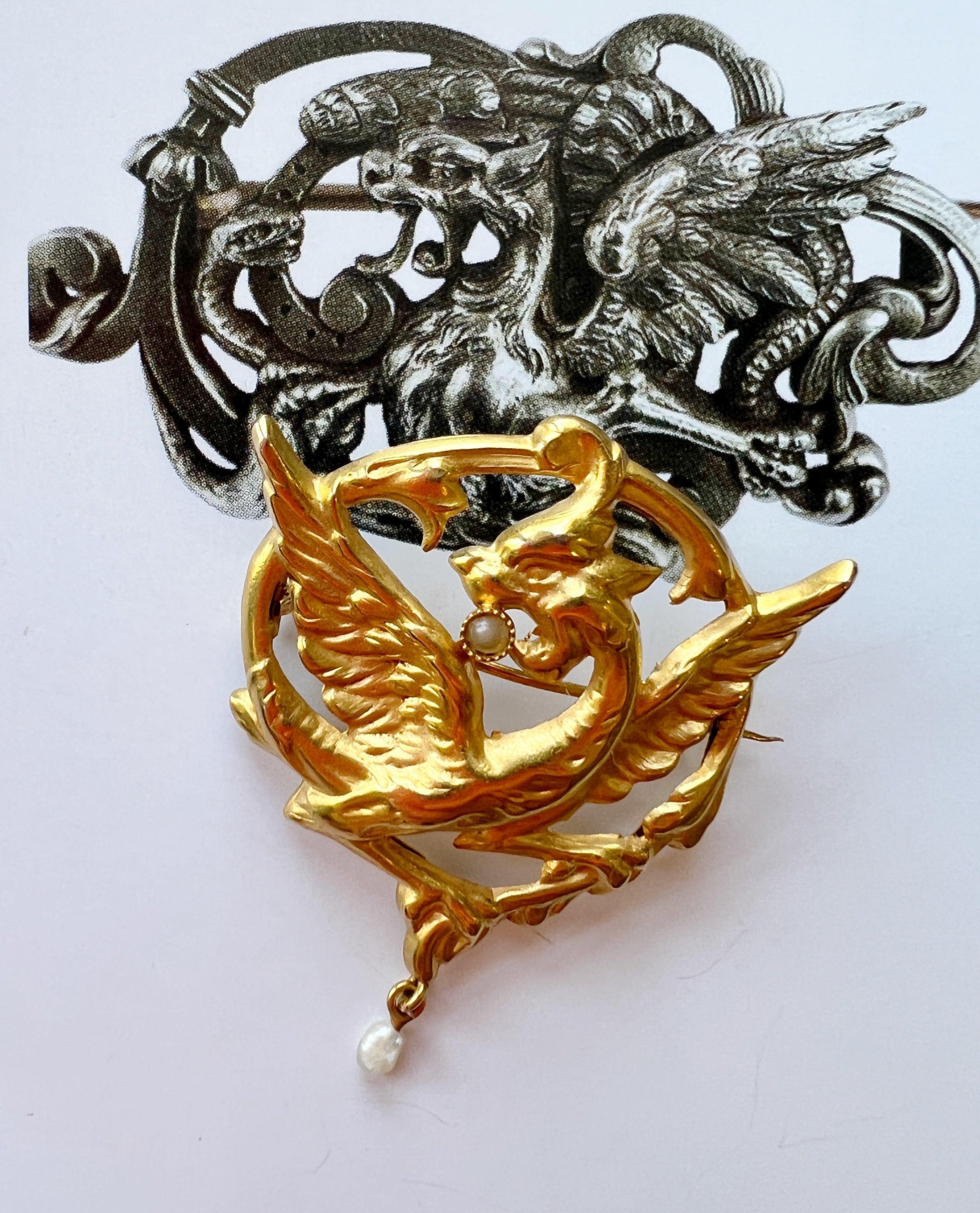 Fearless French Art Nouveau 18K gold Chimera brooch/pendant - Curiously timeless