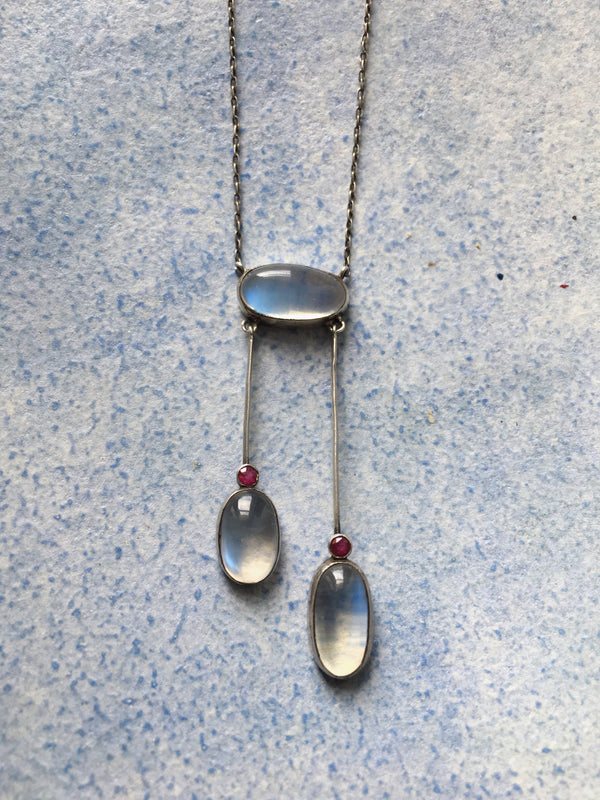 Romantic French antique blue sheen moonstone ruby silver negligee necklace