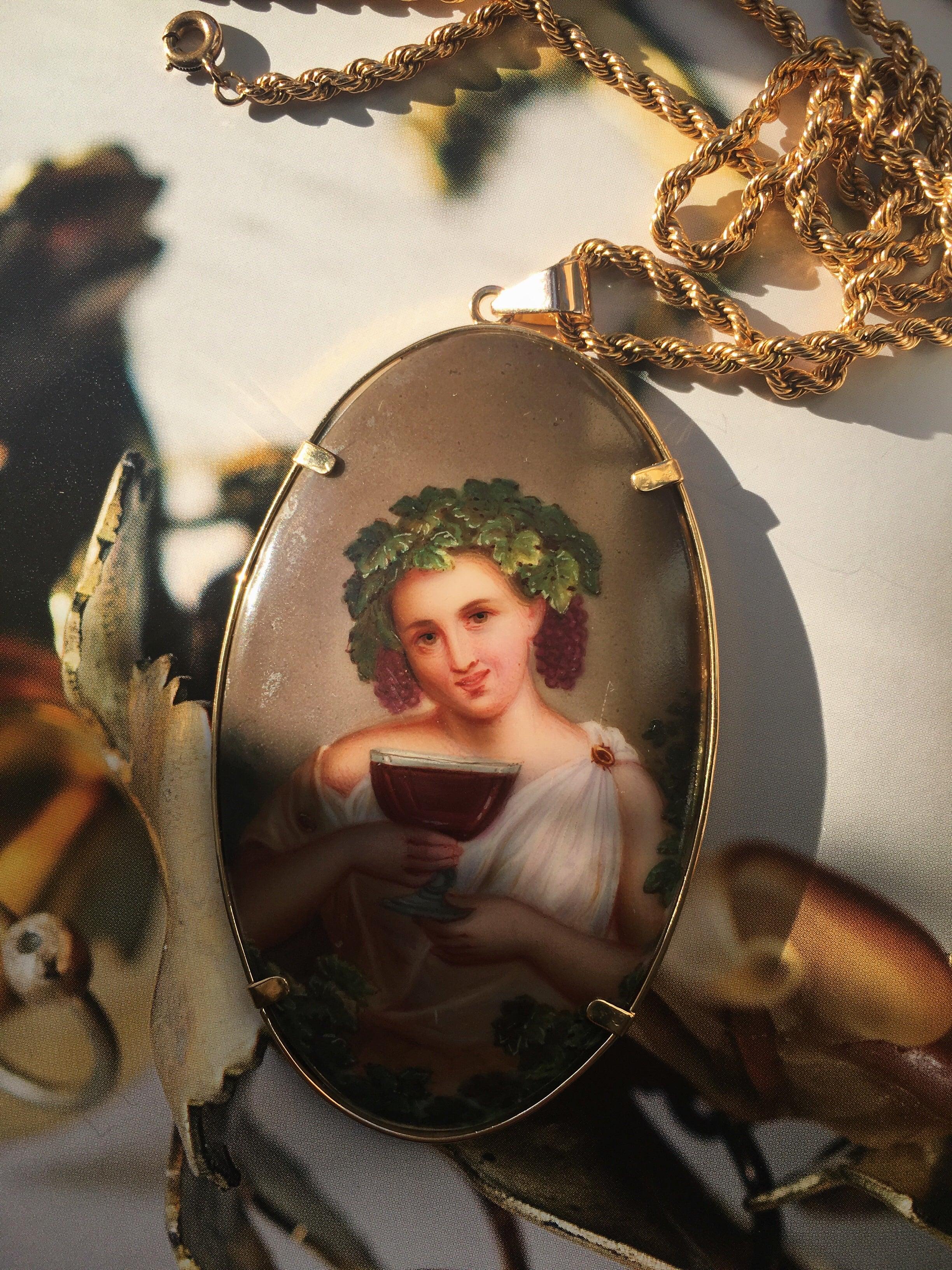 Impressive French antique 18K gold Bacchus miniature portrait pendant - Curiously timeless