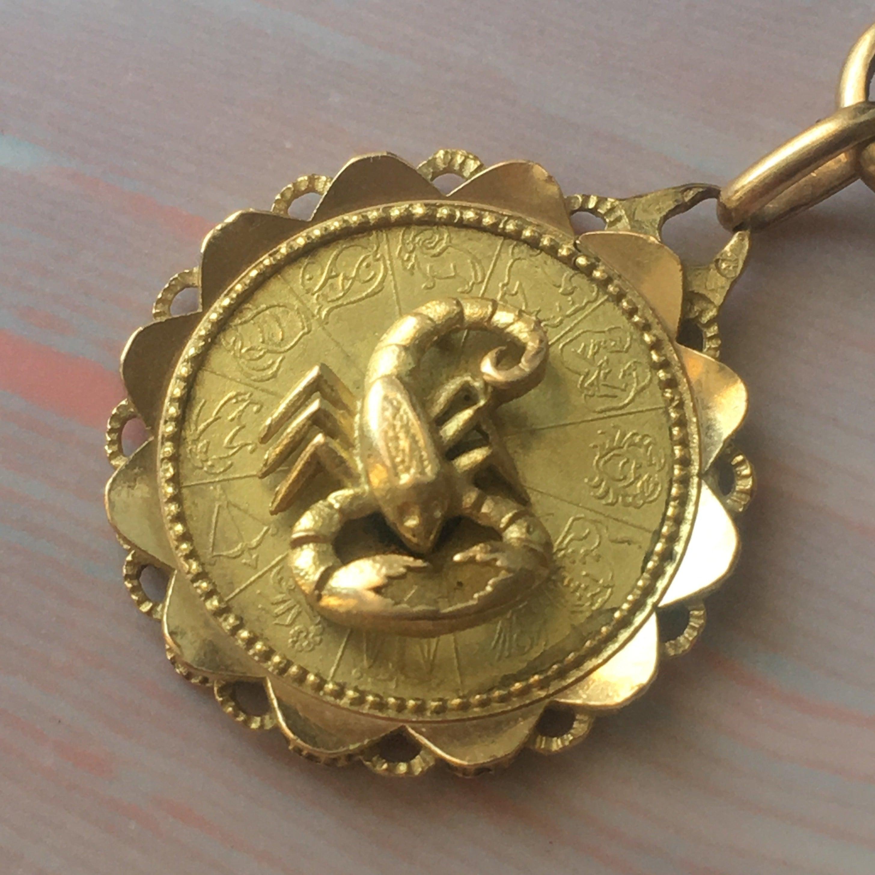 Stunning French vintage 18k gold Augis signed scorpion horoscope medal - Curiously timeless