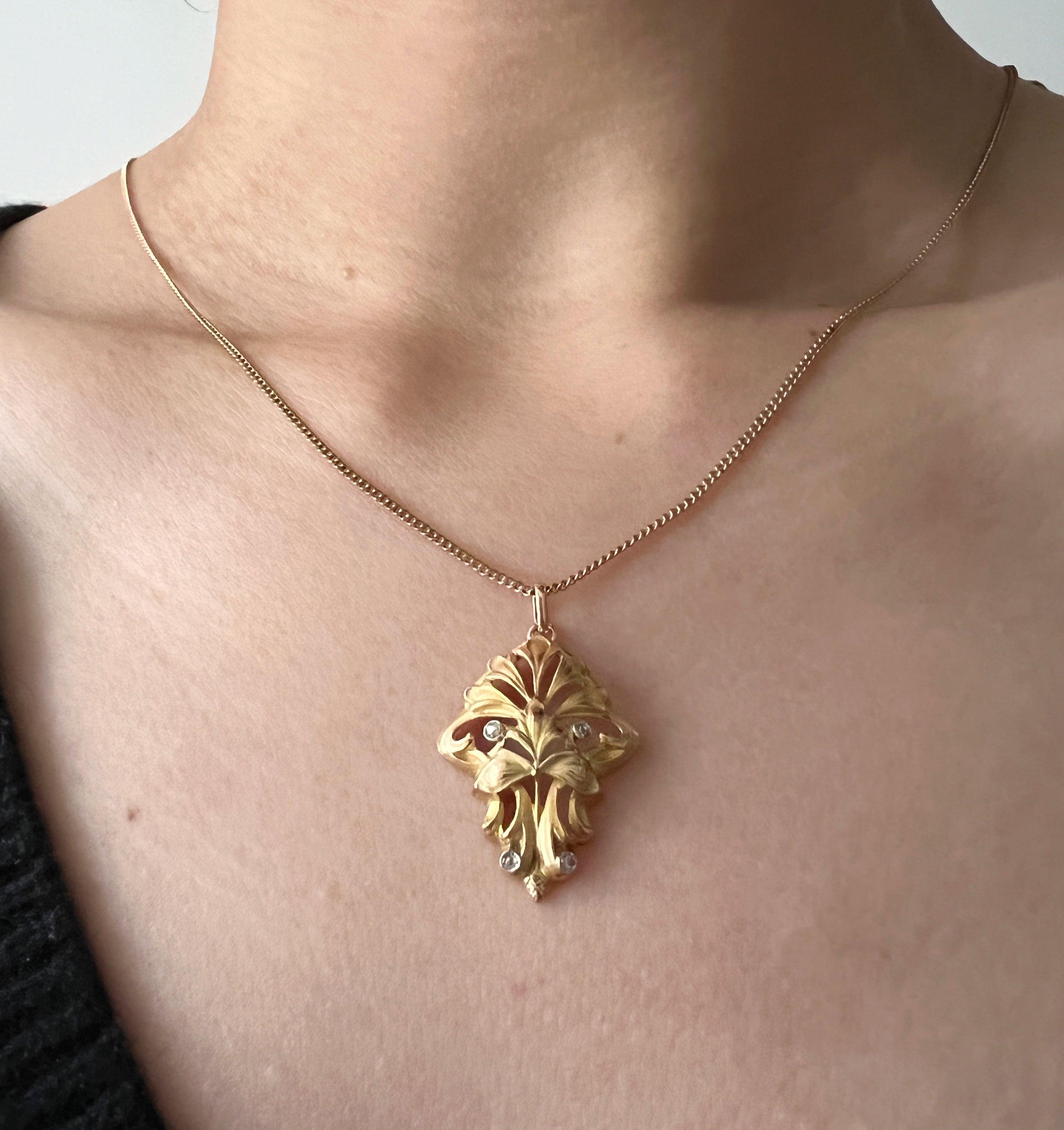 Elegant French Art Nouveau 18K gold Diamond Lily Flower pendant - Curiously timeless