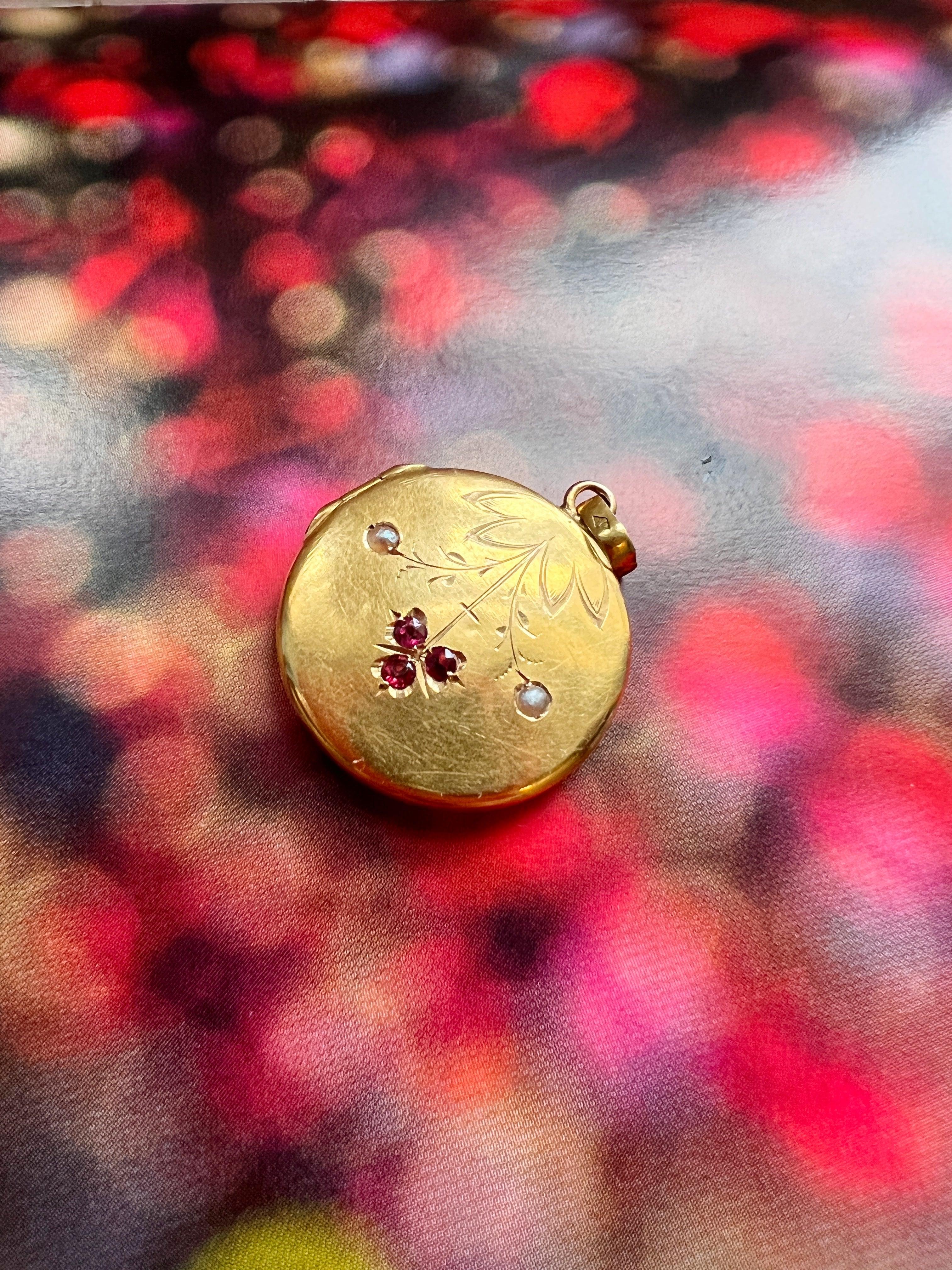 Lovely French Antique Art Nouveau 18k gold cherry locket pendant - Curiously timeless