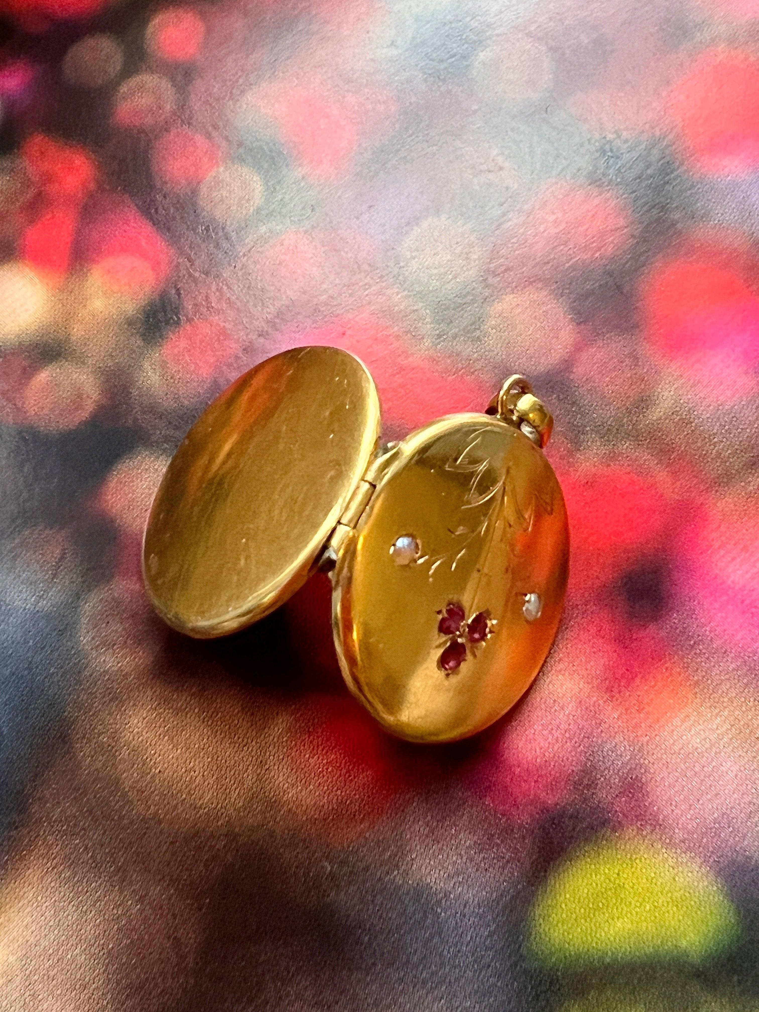 Lovely French Antique Art Nouveau 18k gold cherry locket pendant - Curiously timeless