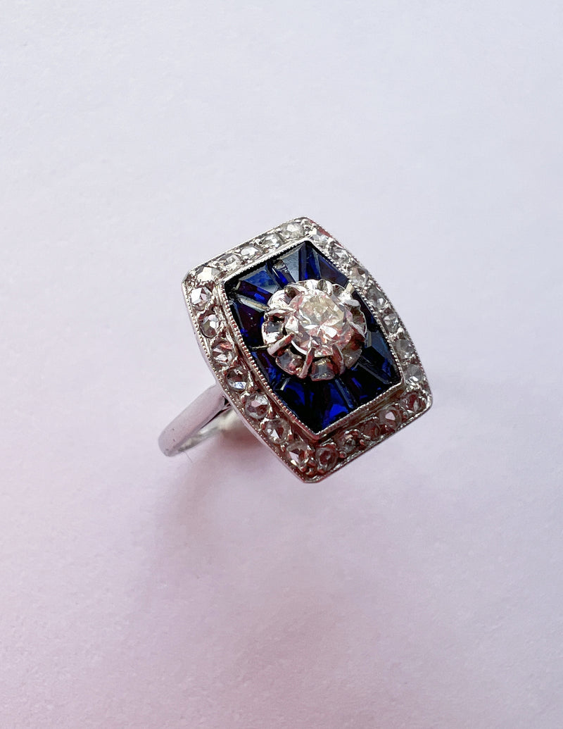 Art Deco 18K gold diamond blue sapphire ring