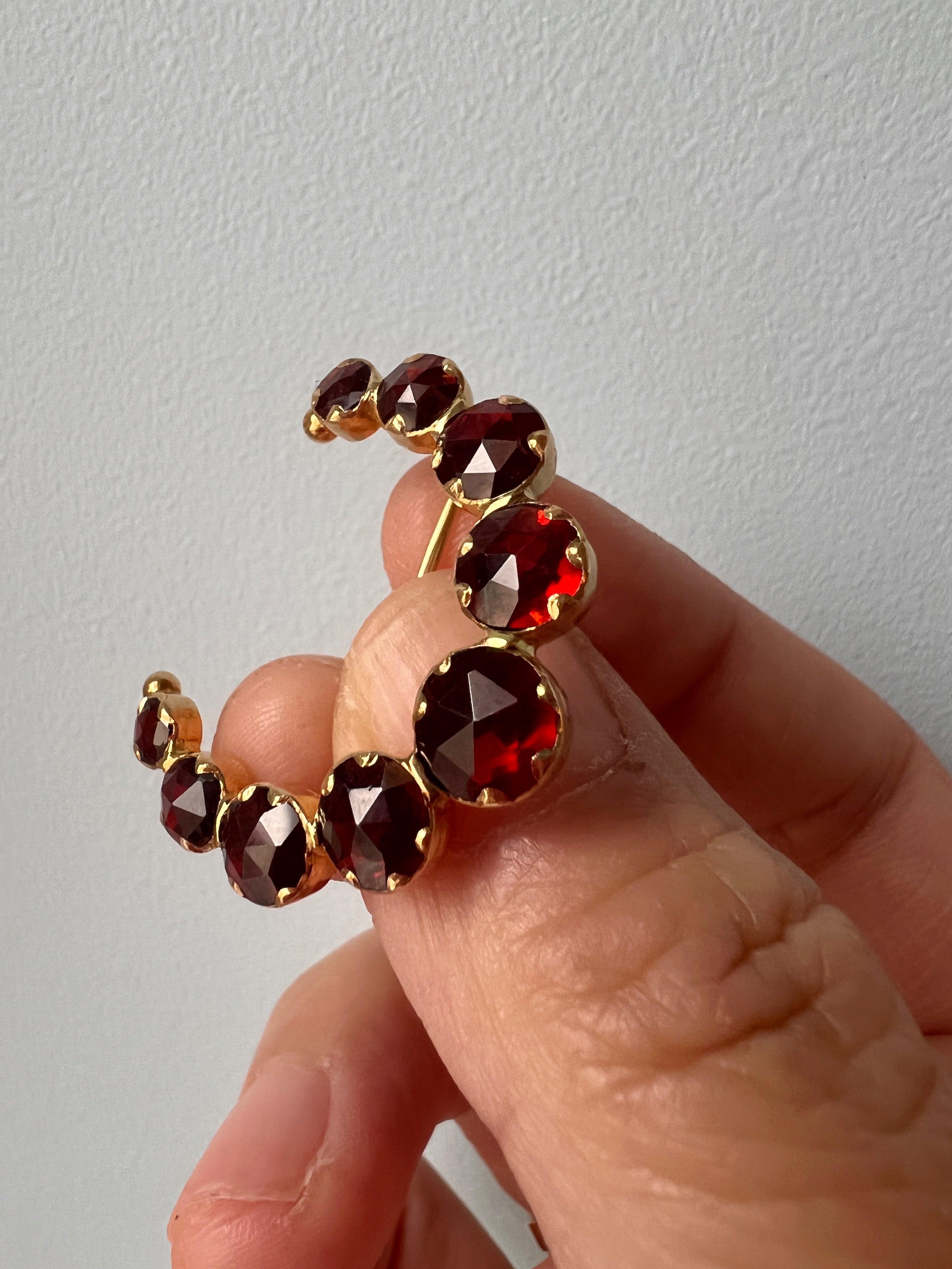 Stunning French antique 18K Perpignan red garnet crescent brooch - Curiously timeless