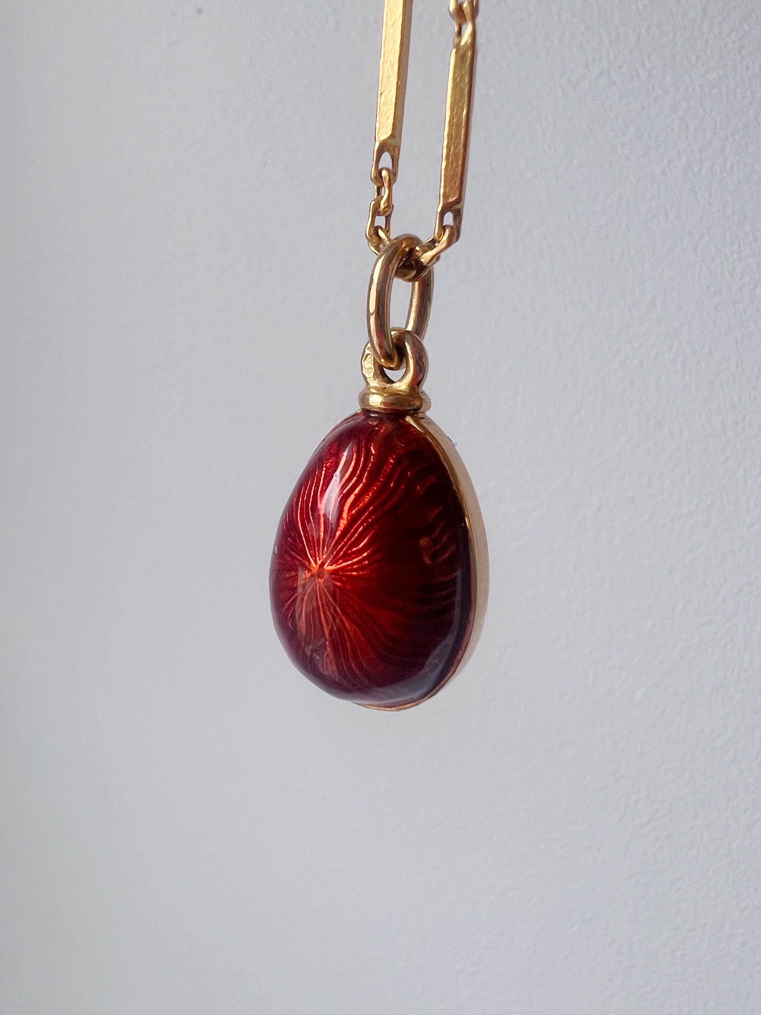 Beautiful Russian style 18K gold red enameled egg pendant - Curiously timeless