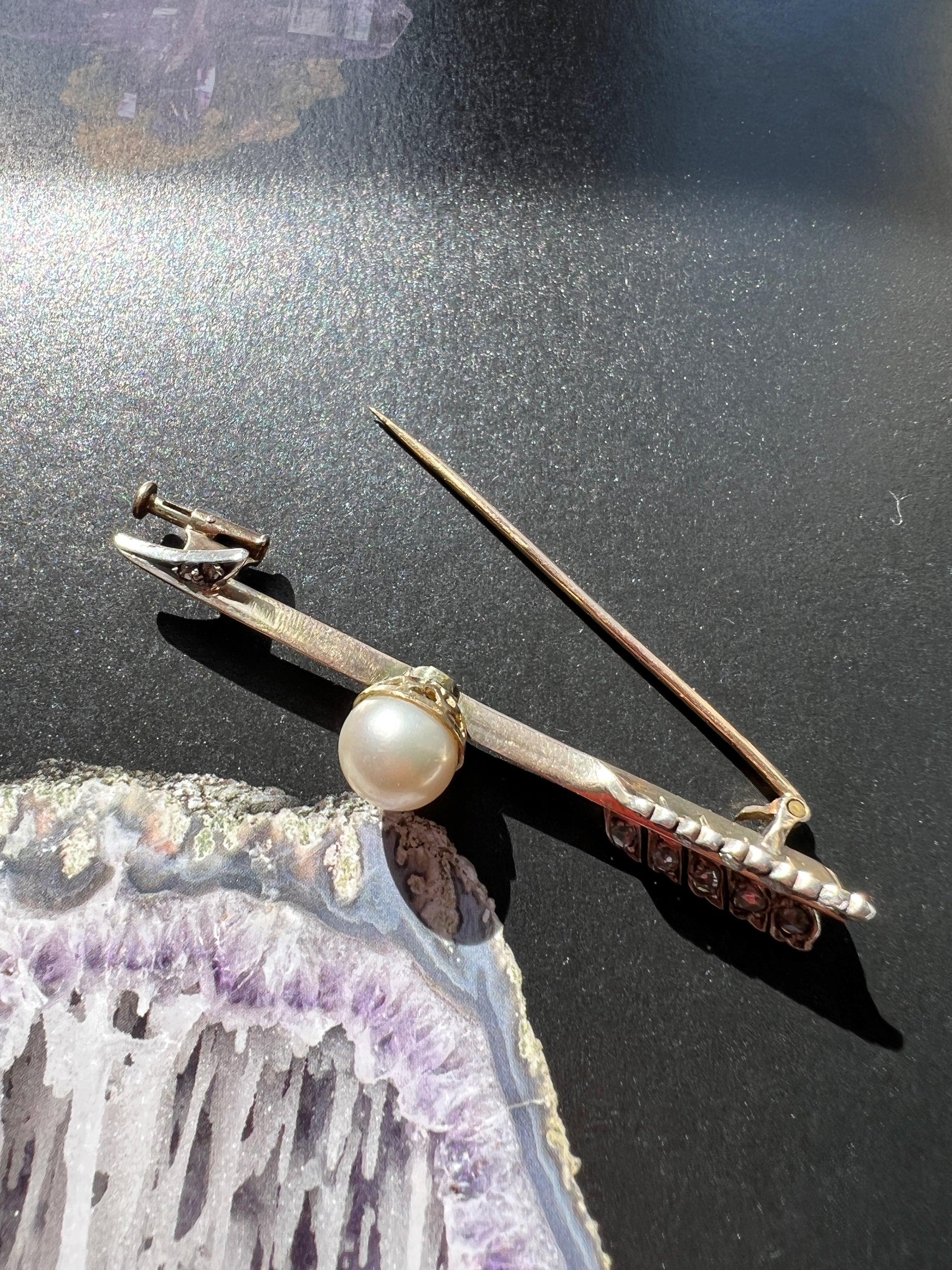 Antique 18K gold pearl diamond arrow brooch - Curiously timeless