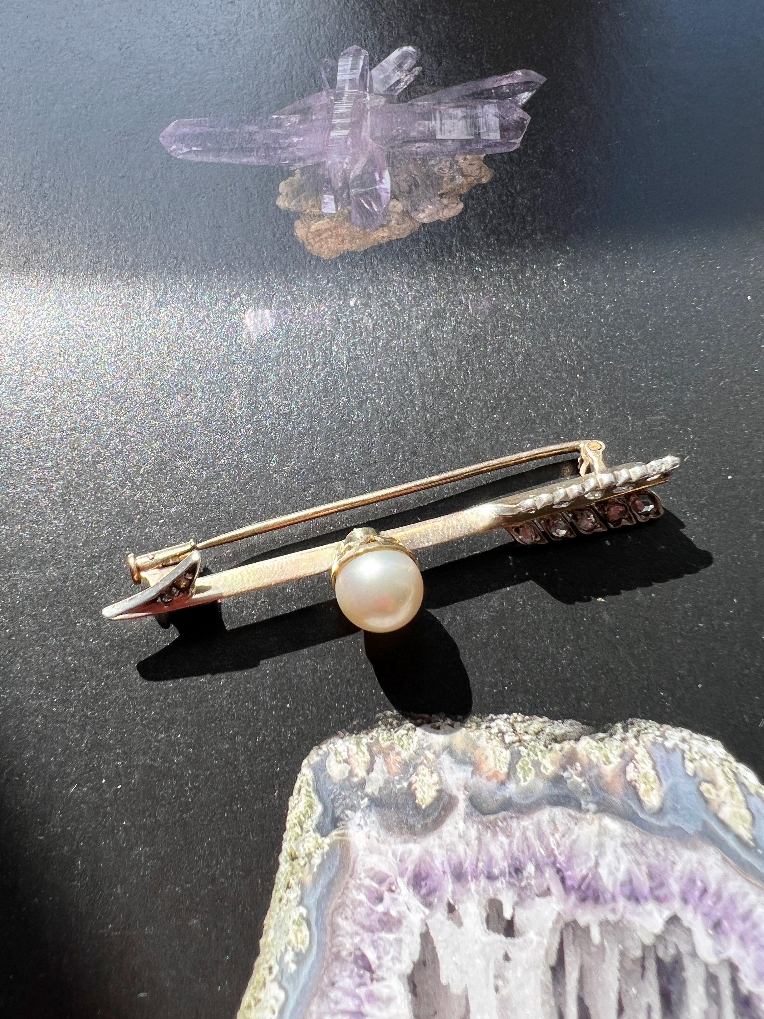 Antique 18K gold pearl diamond arrow brooch - Curiously timeless