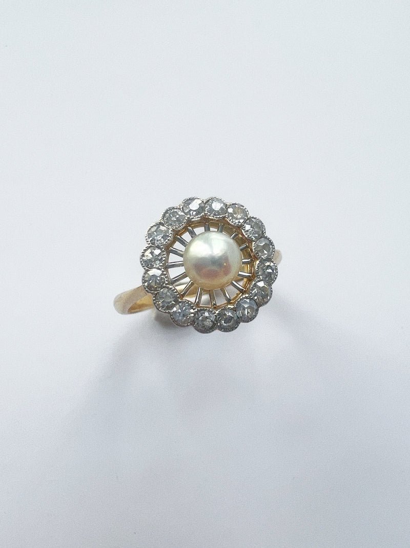 Edwardian era (Belle Epoque) 18K gold diamond pearl lattice ring