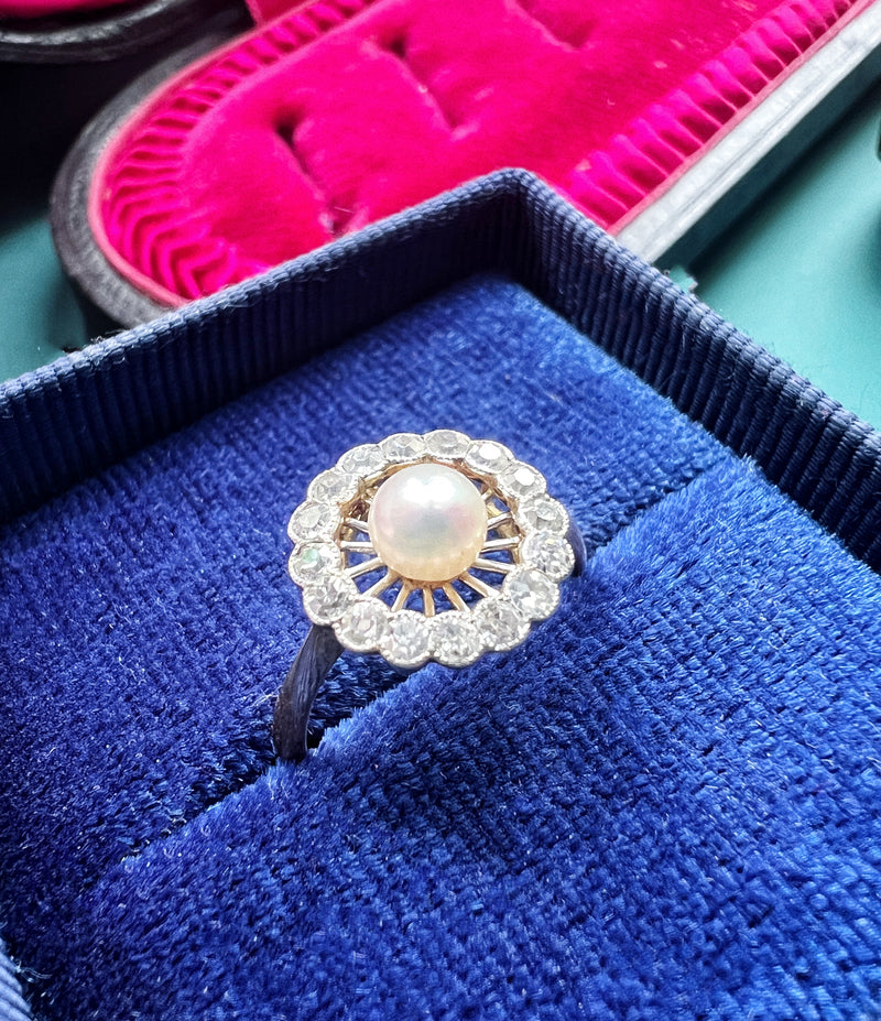 Edwardian era (Belle Epoque) 18K gold diamond pearl lattice ring