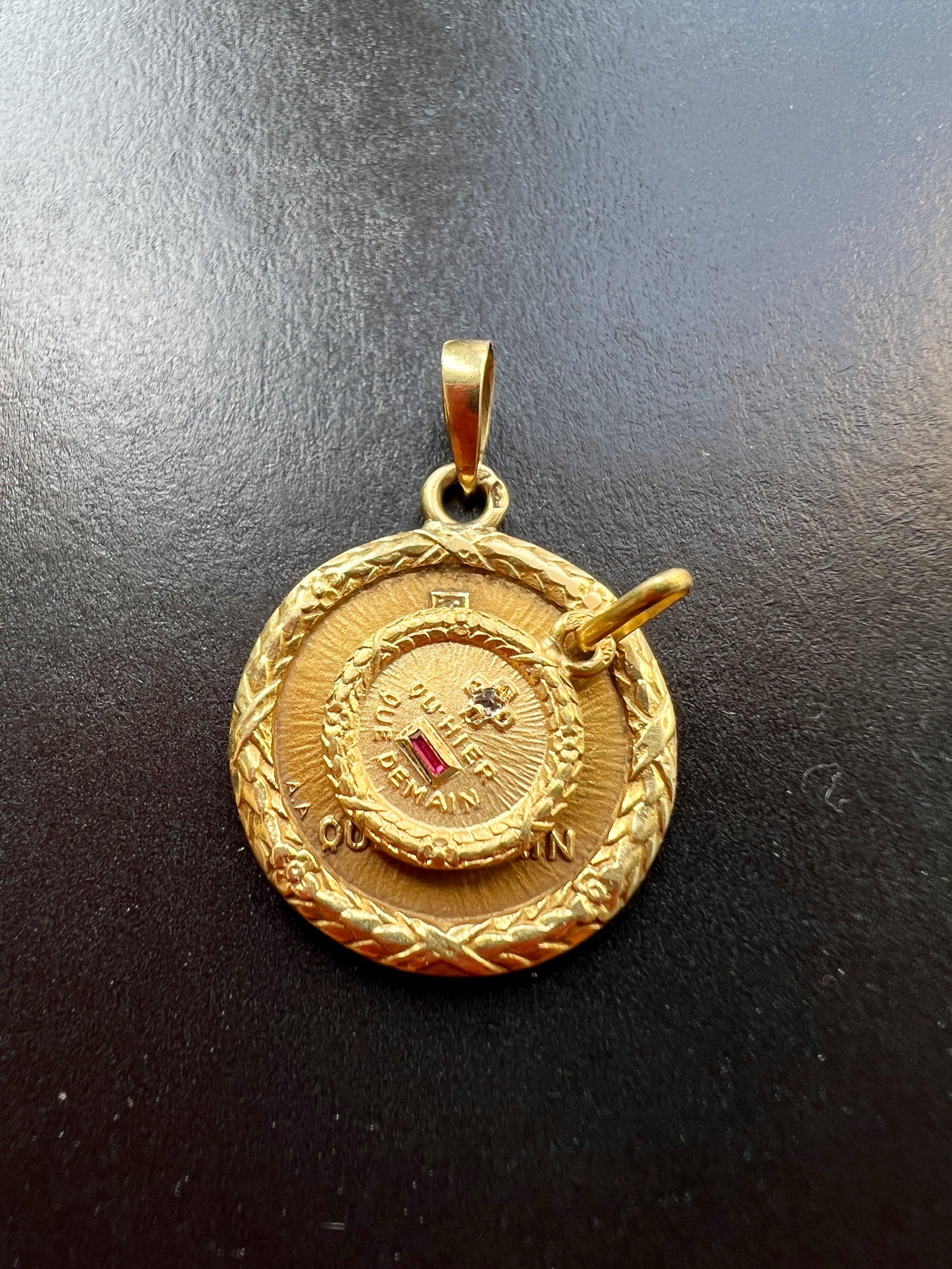 Vintage Tiny Augis 18K gold love medal pendant - Curiously timeless