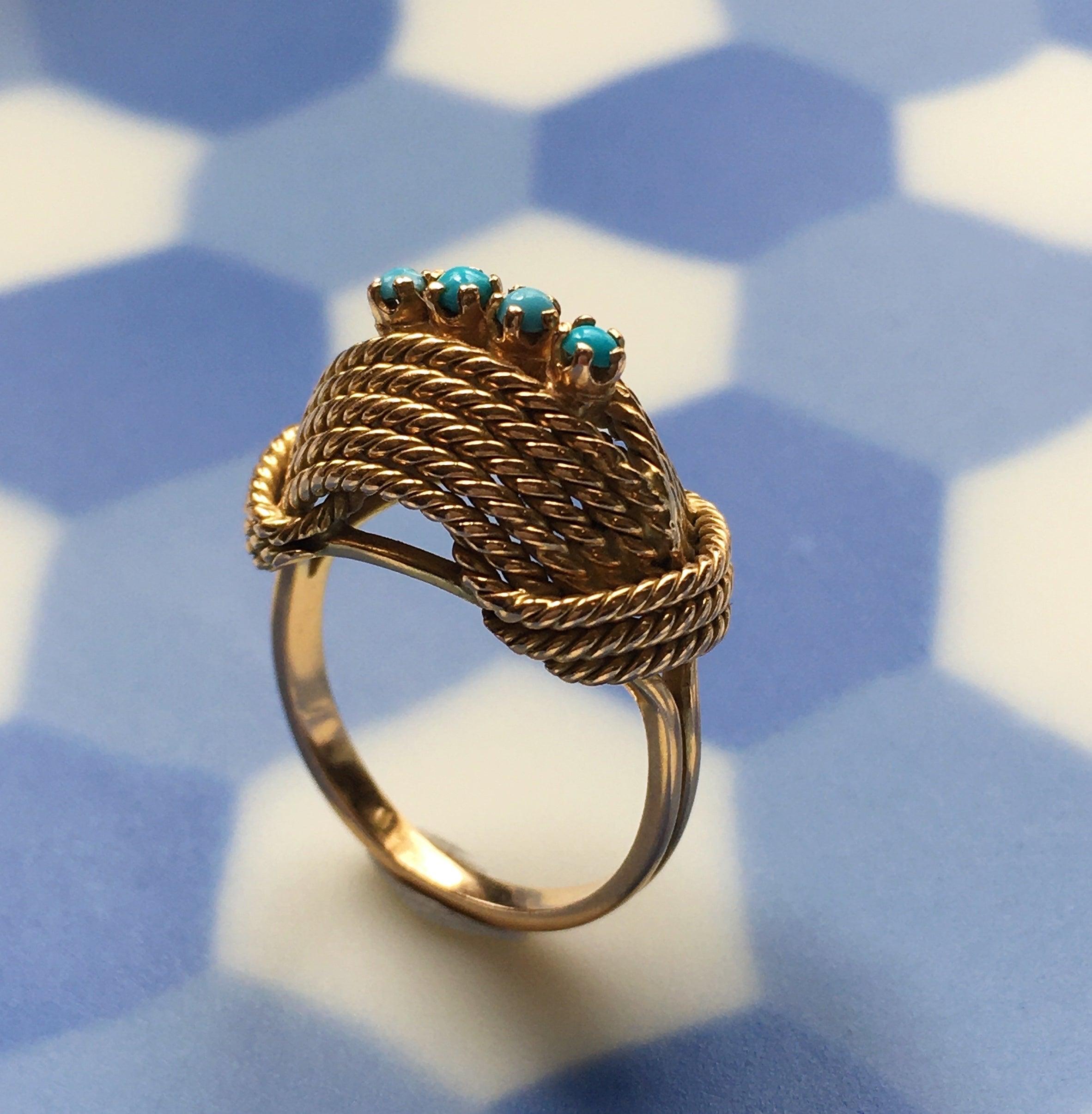 18K gold Turquoise Dome Ring - Curiously timeless