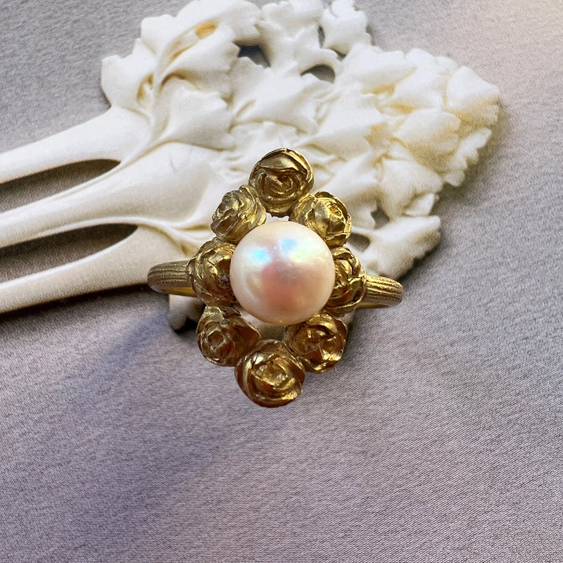 Beautiful French Art Nouveau 18k gold Pearl rose flower ring