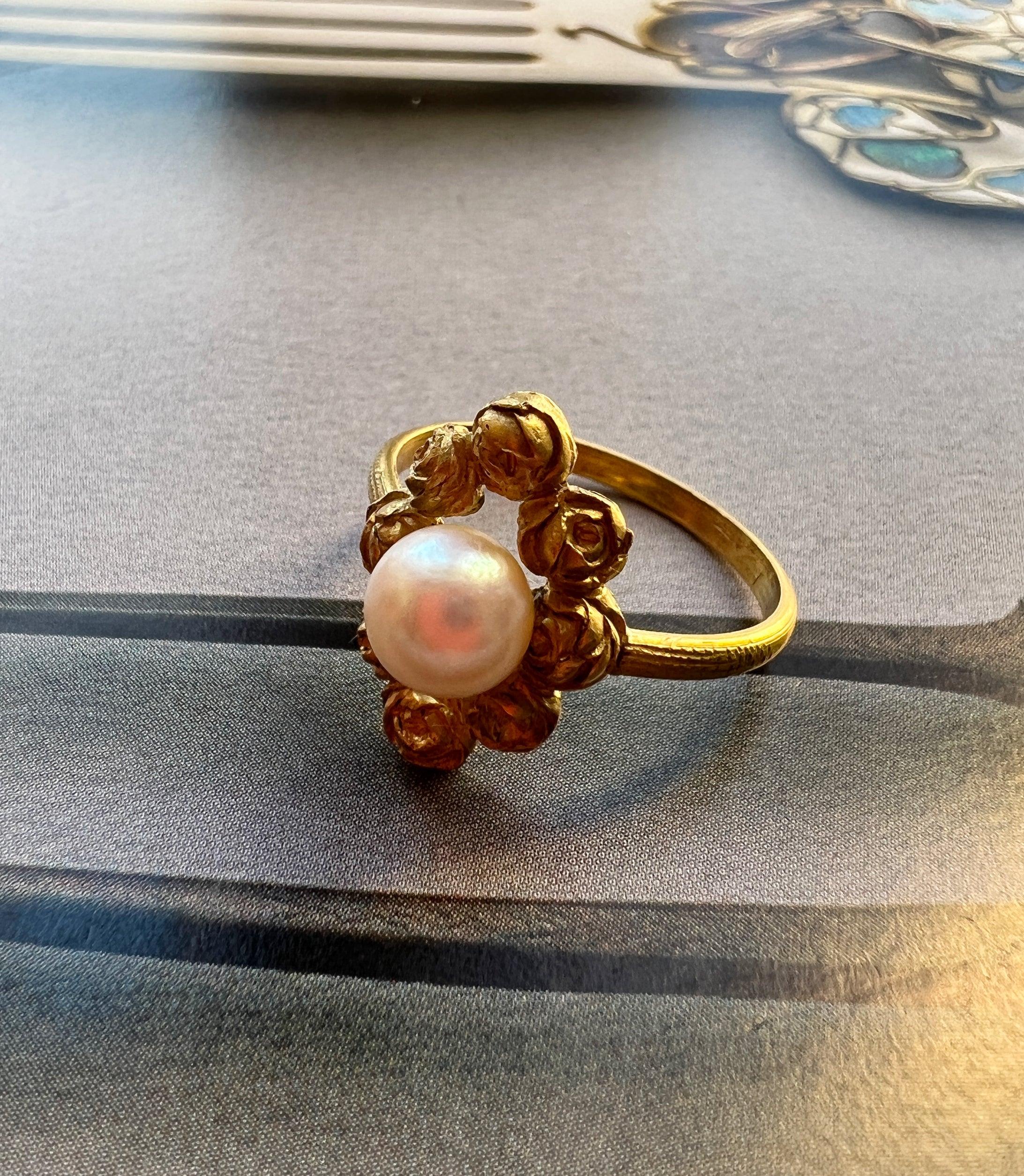 Beautiful French Art Nouveau 18k gold Pearl rose flower ring - Curiously timeless