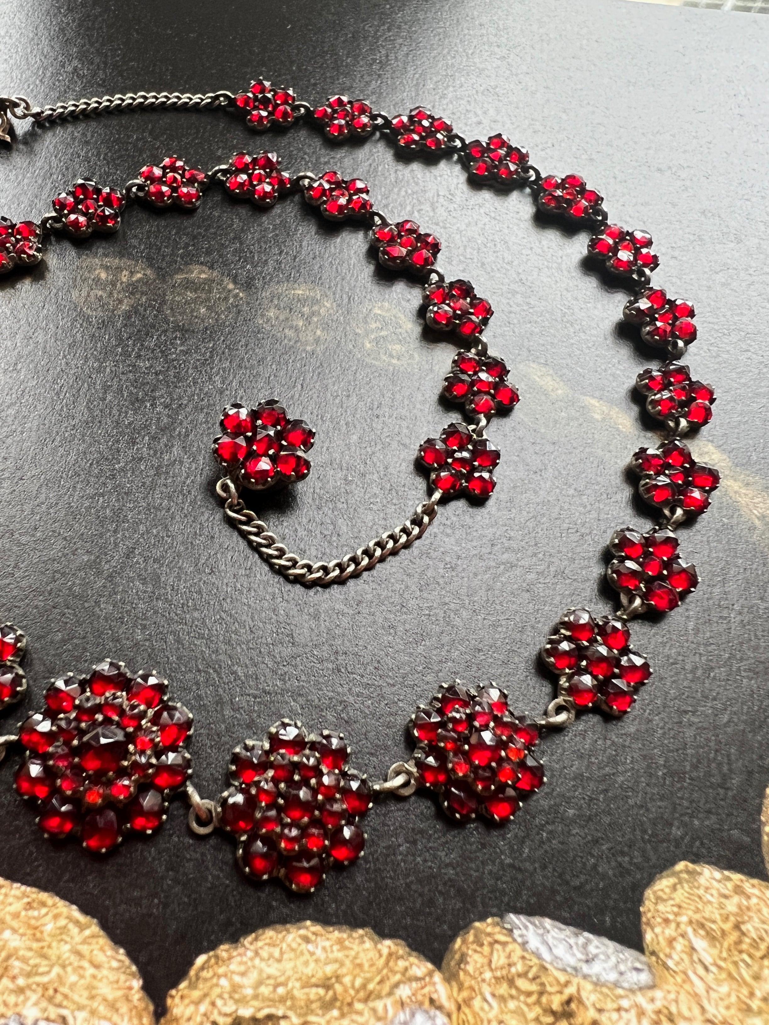 Sparkling Victorian Era Red Bohemian Garnet flower silver necklace - Curiously timeless