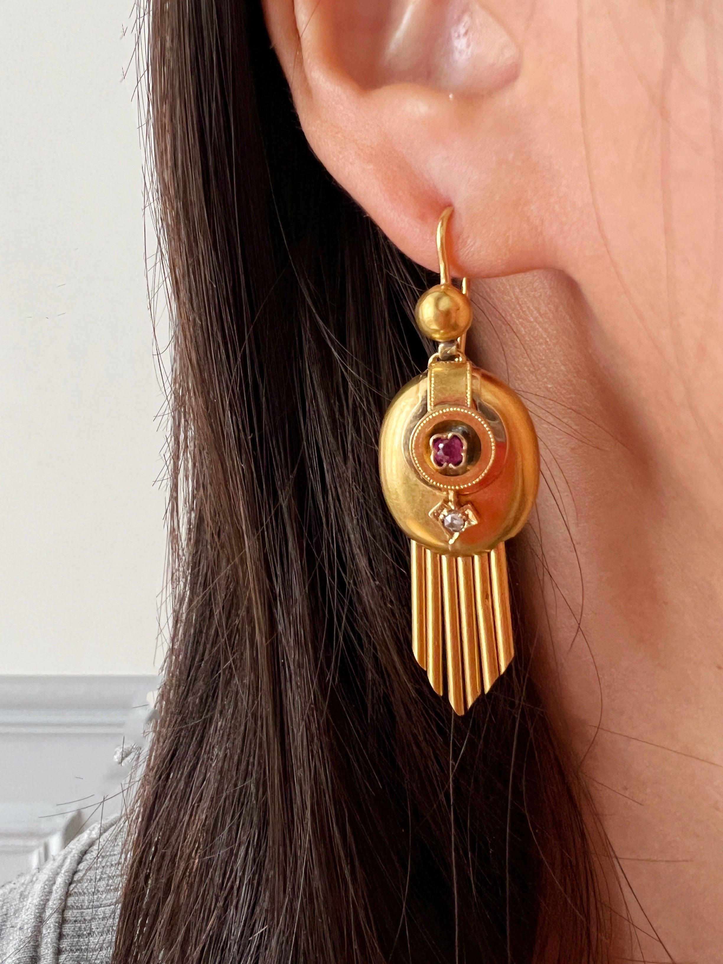 Magnificent Victorian era 18K gold diamond ruby arrow fringe earrings - Curiously timeless