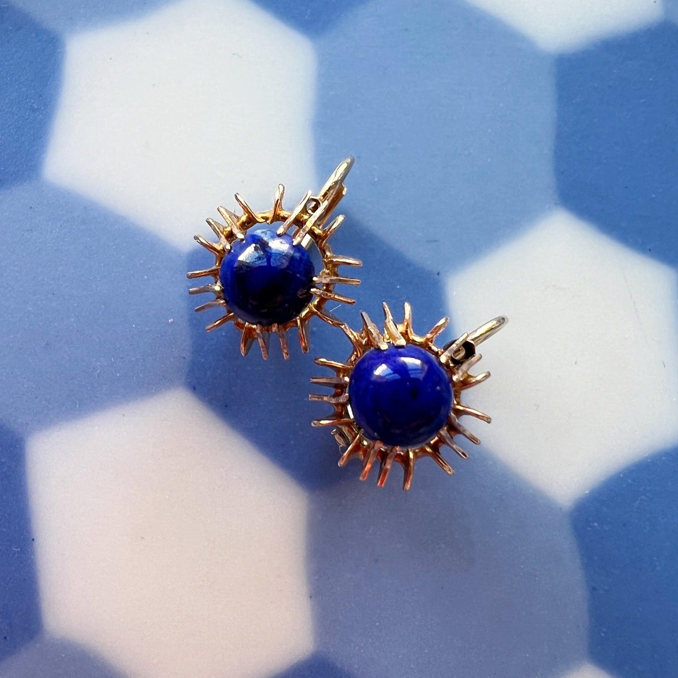 Vintage 14k gold Lapis Lazulis earrings - Curiously timeless