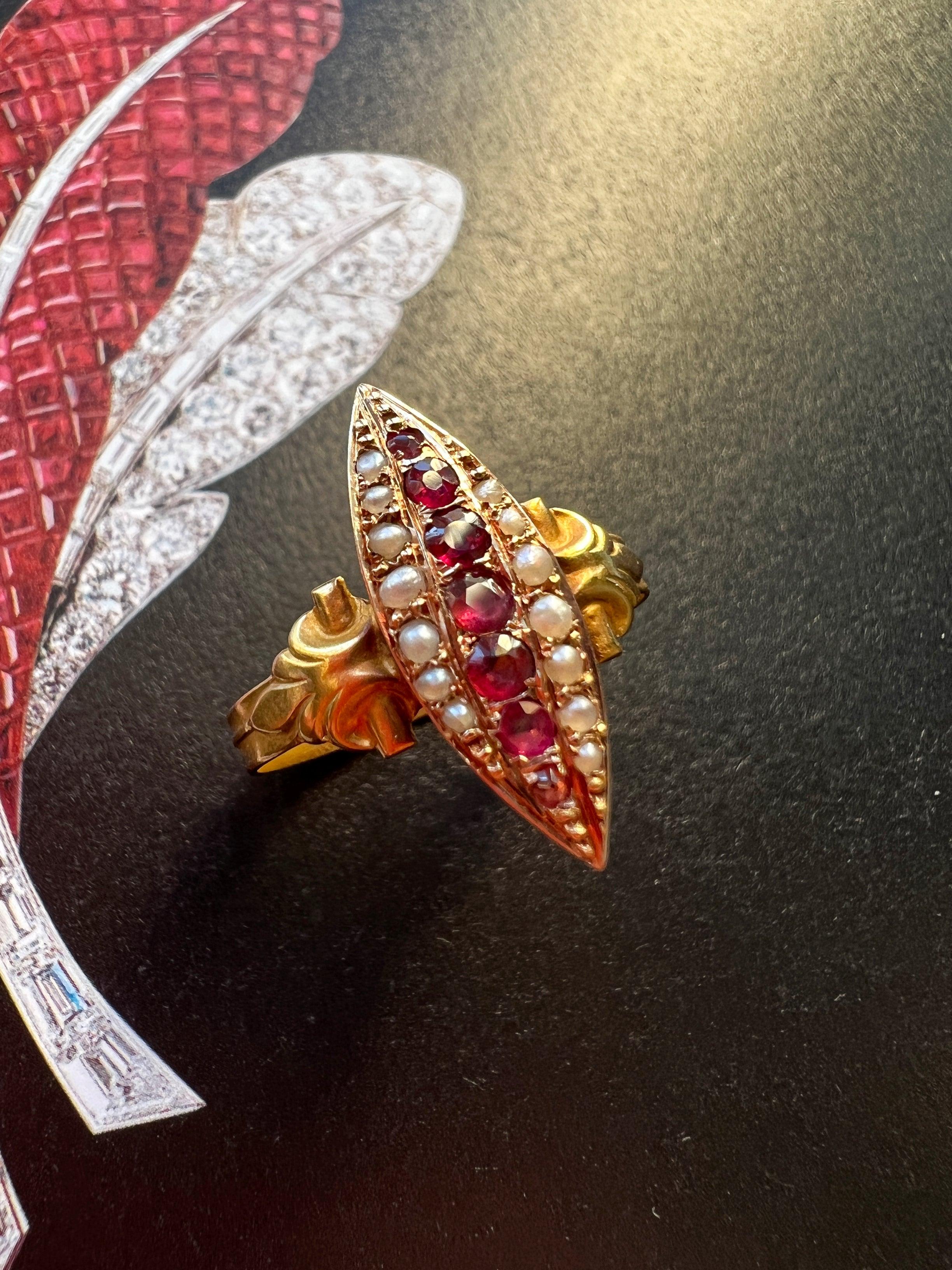 Victorian era 18k gold Ruby Garnet Pearl marquise ring - Curiously timeless