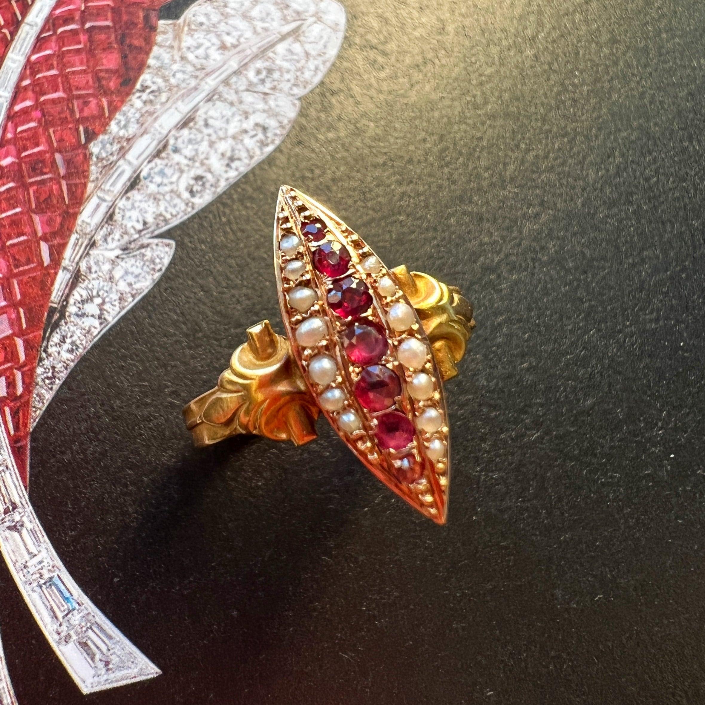 Victorian era 18k gold Ruby Garnet Pearl marquise ring - Curiously timeless