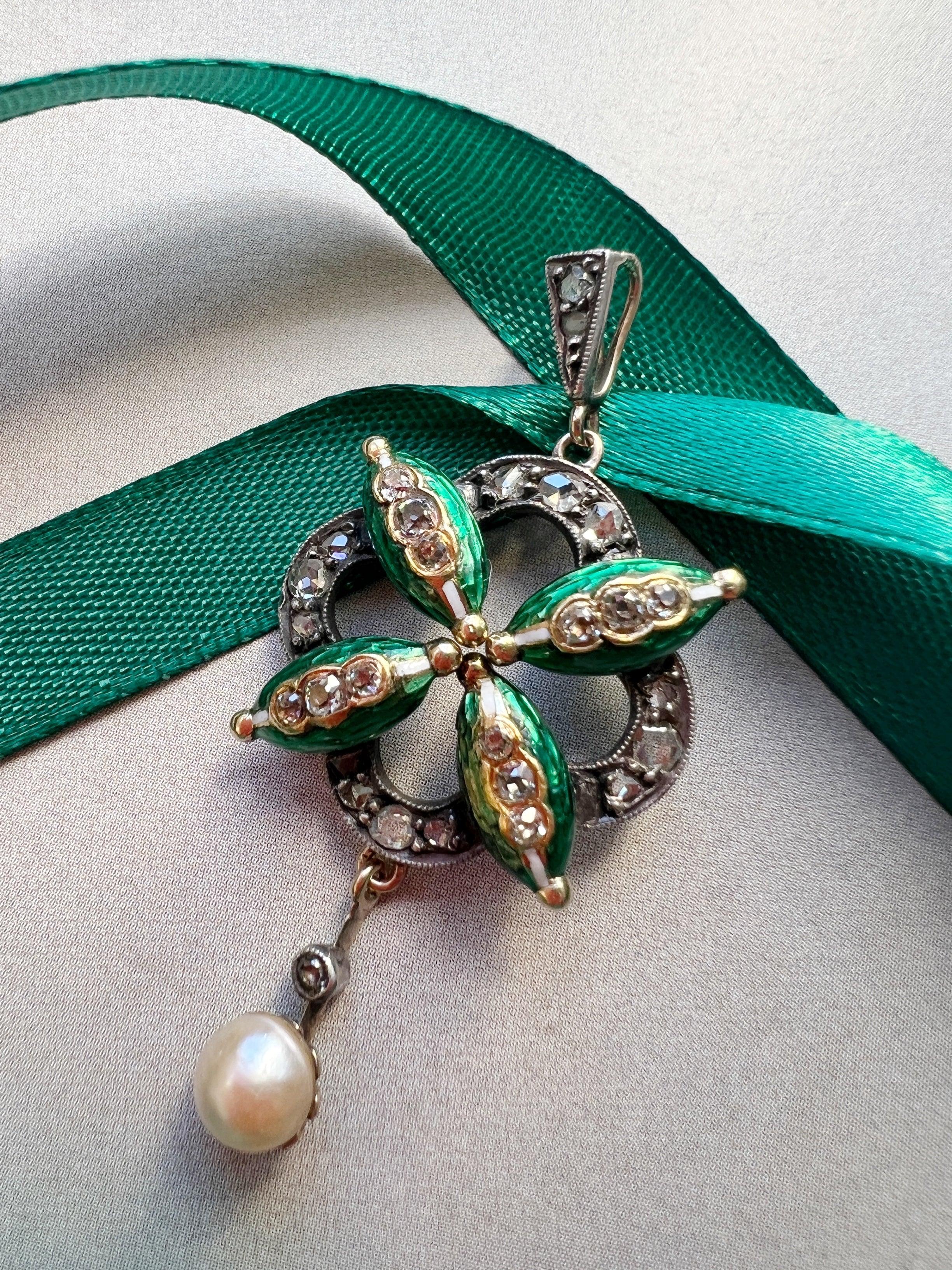 Victorian era 18K gold diamond pearl green enameled pendant - Curiously timeless