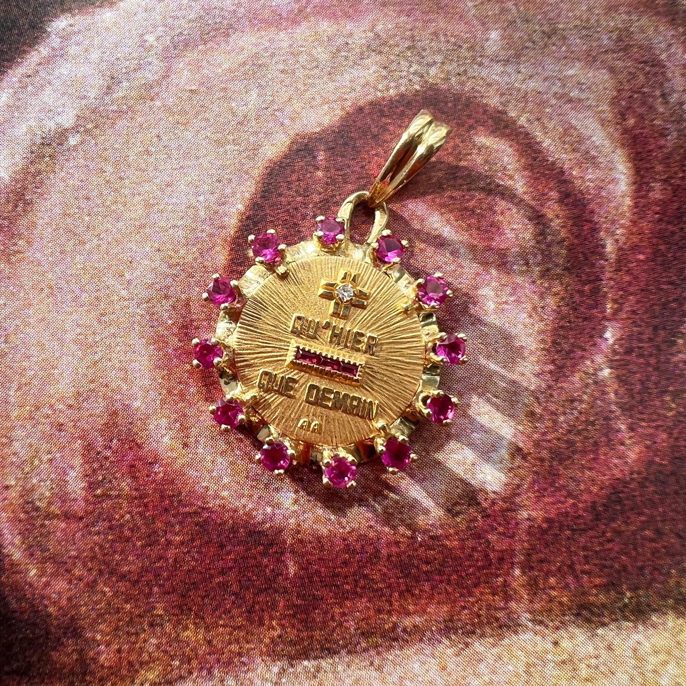 Vintage Augis 18K gold “more than yesterday, less than tomorrow” ruby frame medal - Curiously timeless