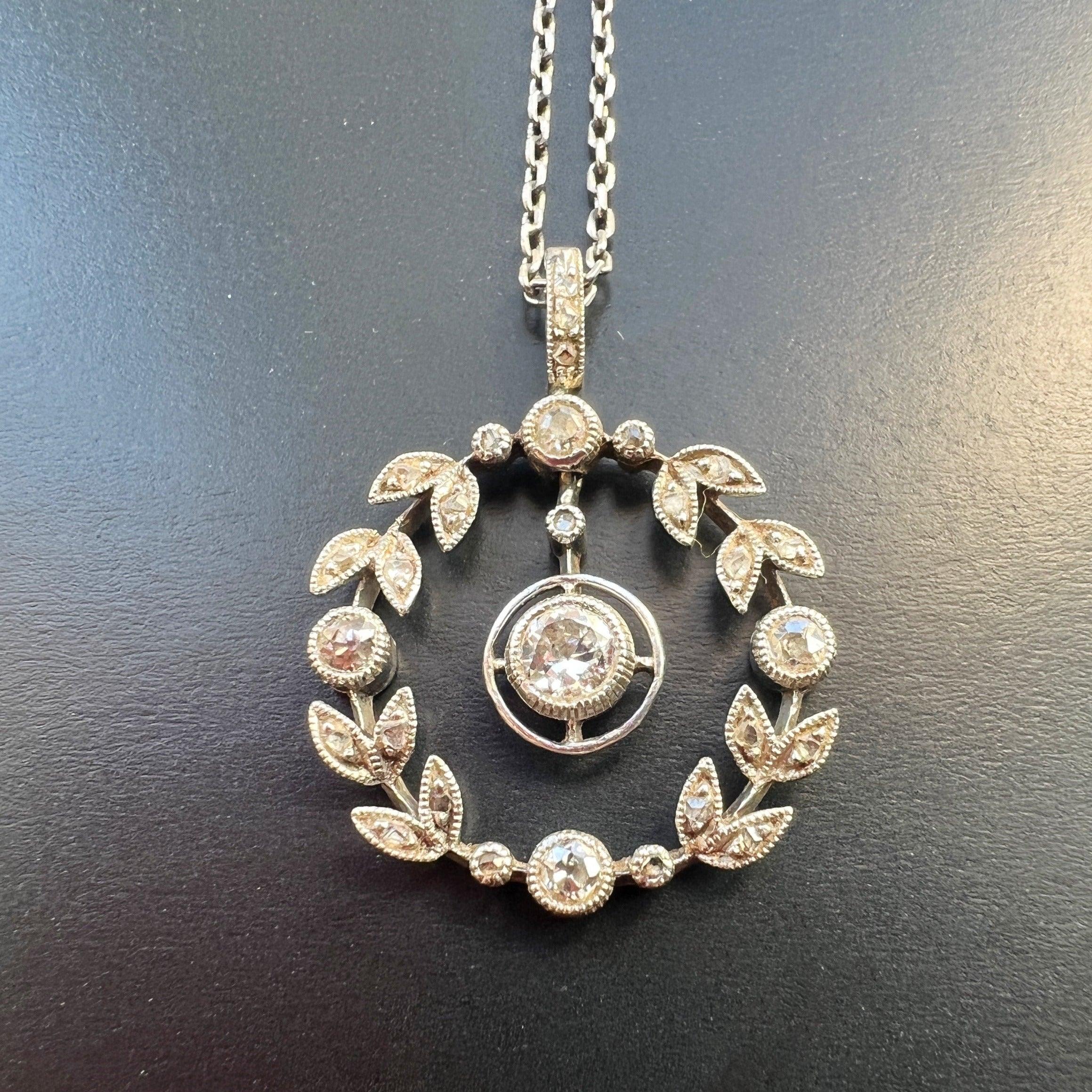 Elegant Edwardian era platinum diamond garland necklace and pendant - Curiously timeless