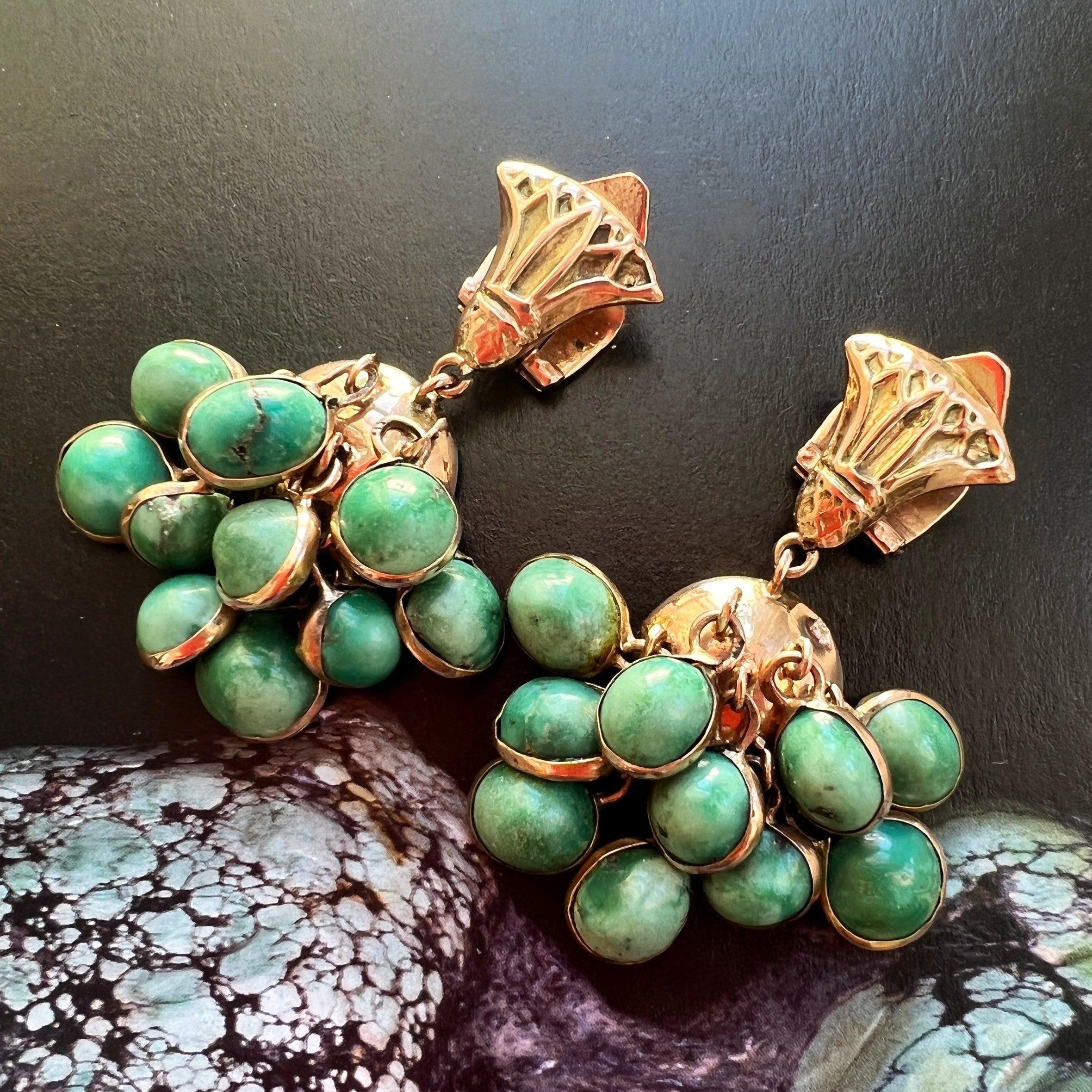 Vintage 9k yellow gold turquoise grape earrings - Curiously timeless