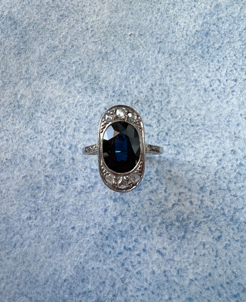 Timeless Art Deco 18K gold diamond sapphire ring