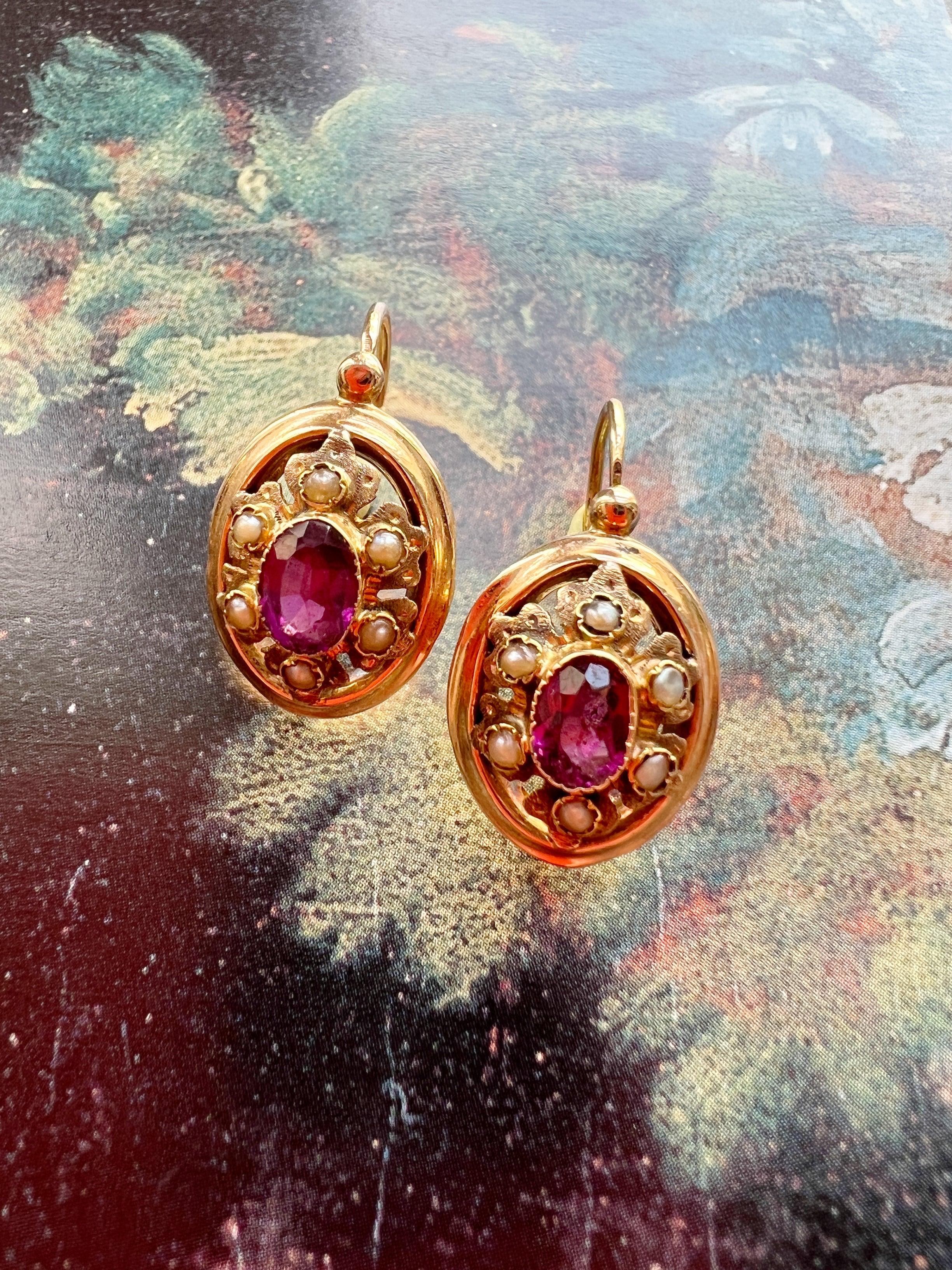 Beautiful Art Nouveau 18K gold Garnet Seed Pearl Dangle earrings - Curiously timeless