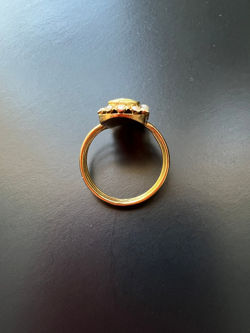 Victorian era 18k Gold Pearl miniature portrait Ring