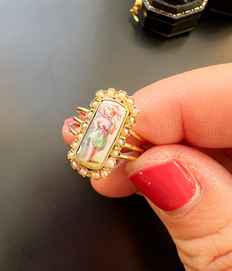 Victorian era 18k Gold Pearl miniature portrait Ring