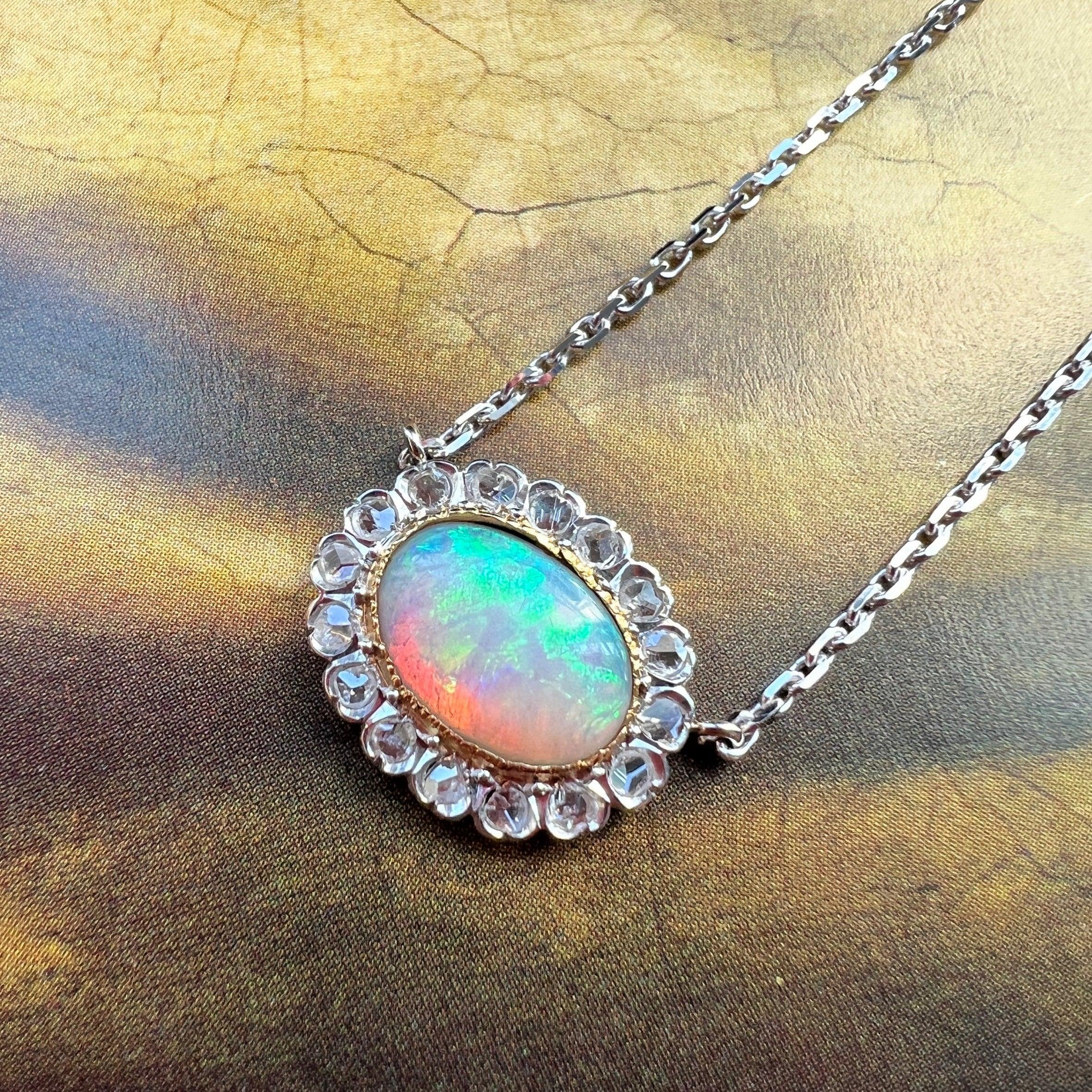 Sparkle Antique Opal Diamond 18K white gold necklace - Curiously timeless